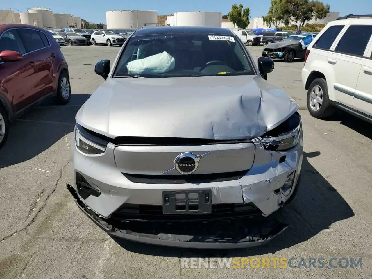 5 Photograph of a damaged car YV4ED3GM6P2045587 VOLVO C40 RECHAR 2023