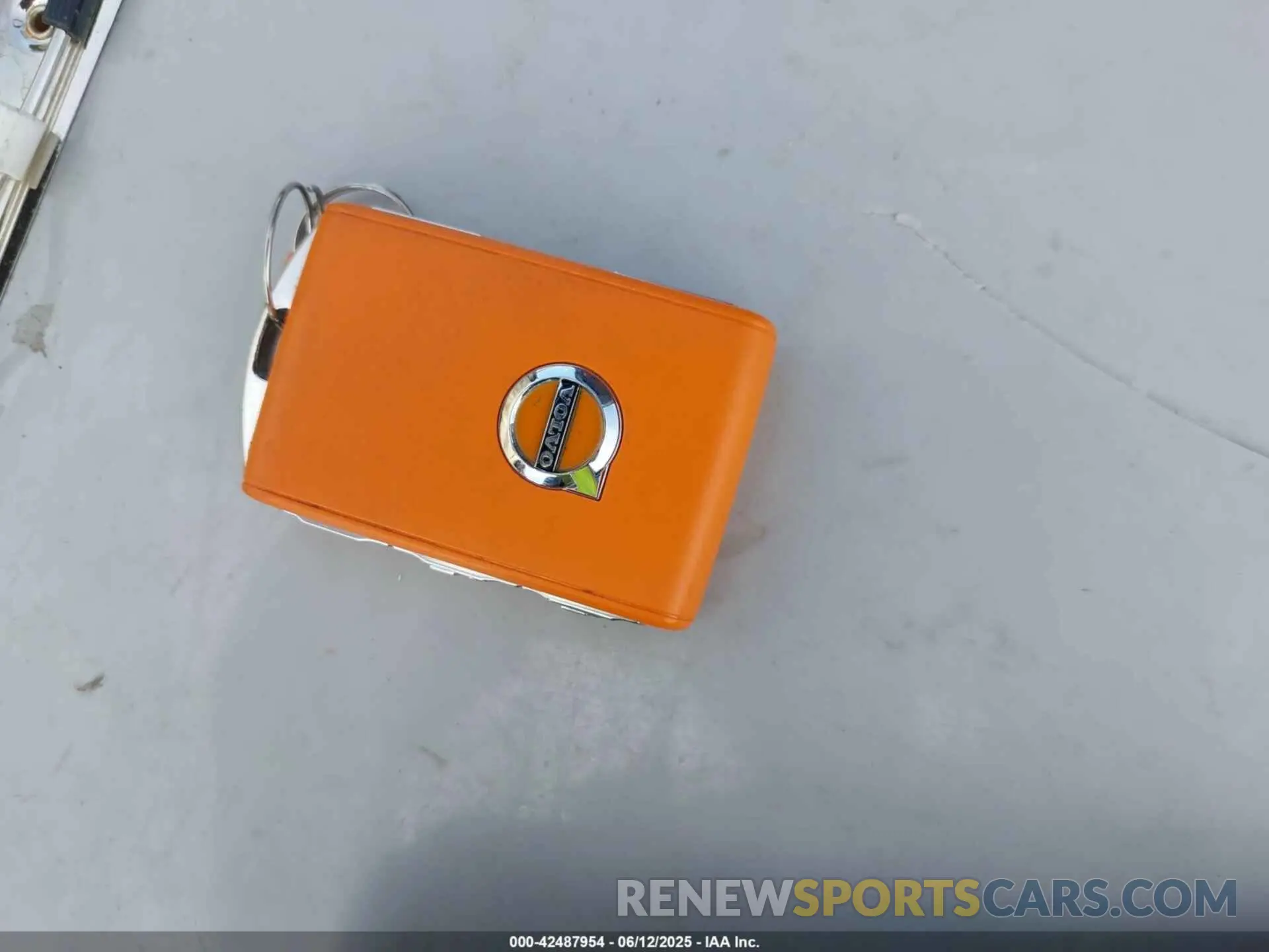 11 Photograph of a damaged car YV4ED3GB4N2001342 VOLVO C40 RECHARGE PURE ELECTRIC 2022