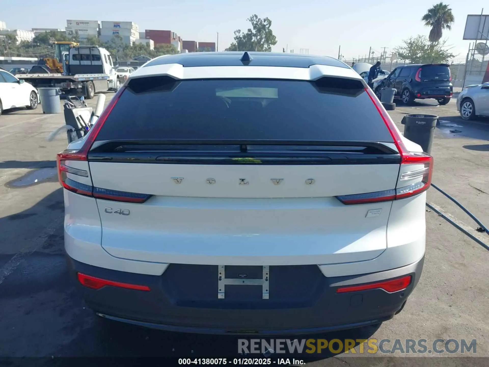 16 Photograph of a damaged car YV4ED3GL0P2065714 VOLVO C40 RECHARGE PURE ELECTRIC 2023