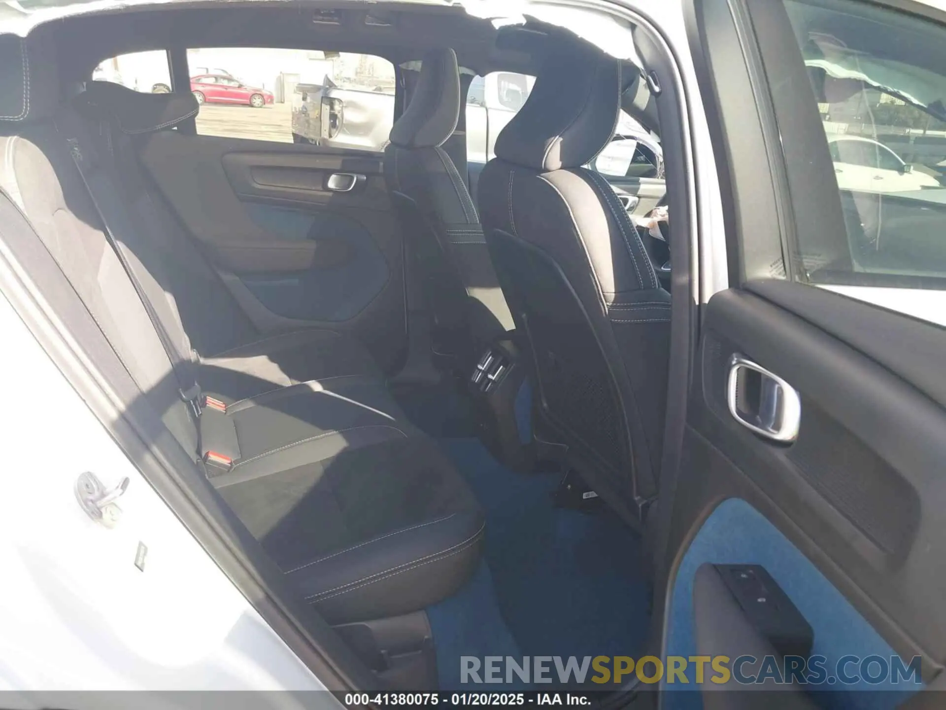 8 Photograph of a damaged car YV4ED3GL0P2065714 VOLVO C40 RECHARGE PURE ELECTRIC 2023