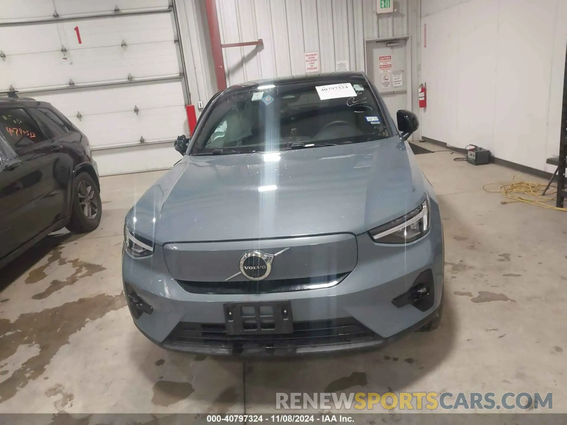 11 Photograph of a damaged car YV4ED3GL3P2061477 VOLVO C40 RECHARGE PURE ELECTRIC 2023