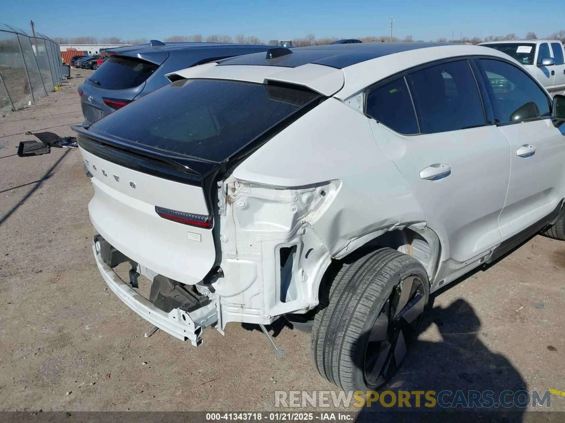 6 Photograph of a damaged car YV4ED3GM0P2047030 VOLVO C40 RECHARGE PURE ELECTRIC 2023