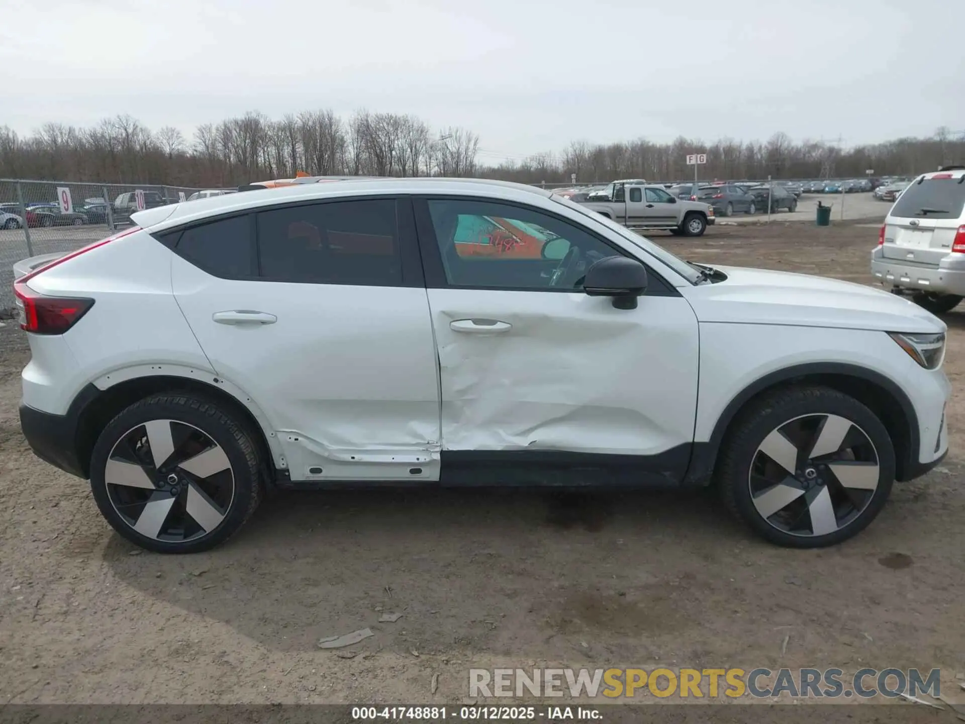 13 Photograph of a damaged car YV4ED3GM1P2056366 VOLVO C40 RECHARGE PURE ELECTRIC 2023