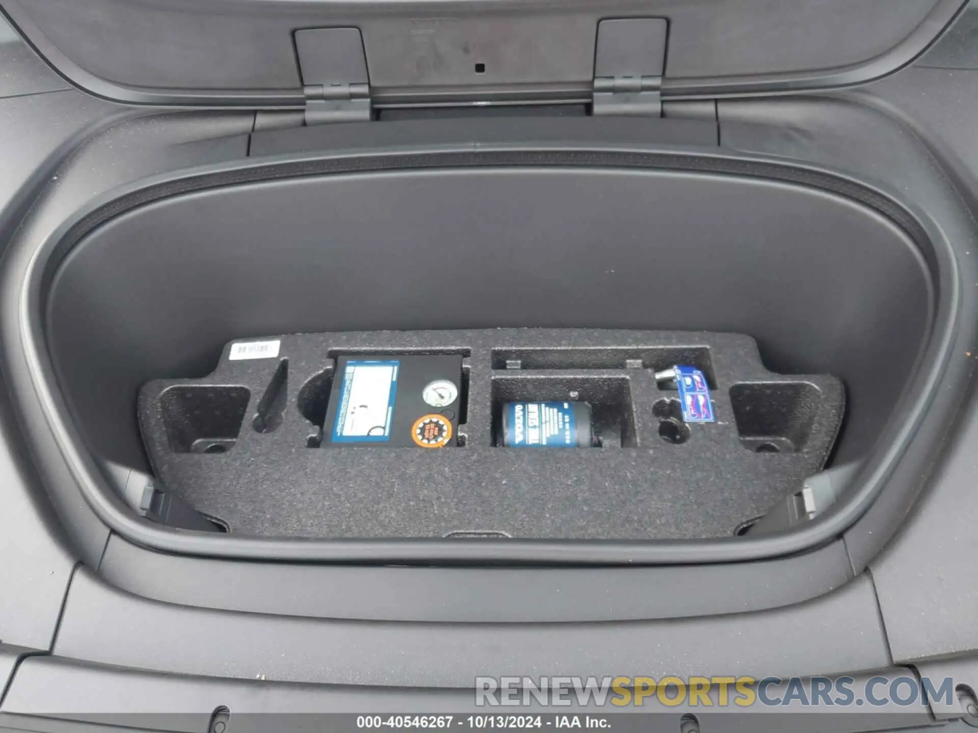 10 Photograph of a damaged car YV4ED3GM6P2027803 VOLVO C40 RECHARGE PURE ELECTRIC 2023