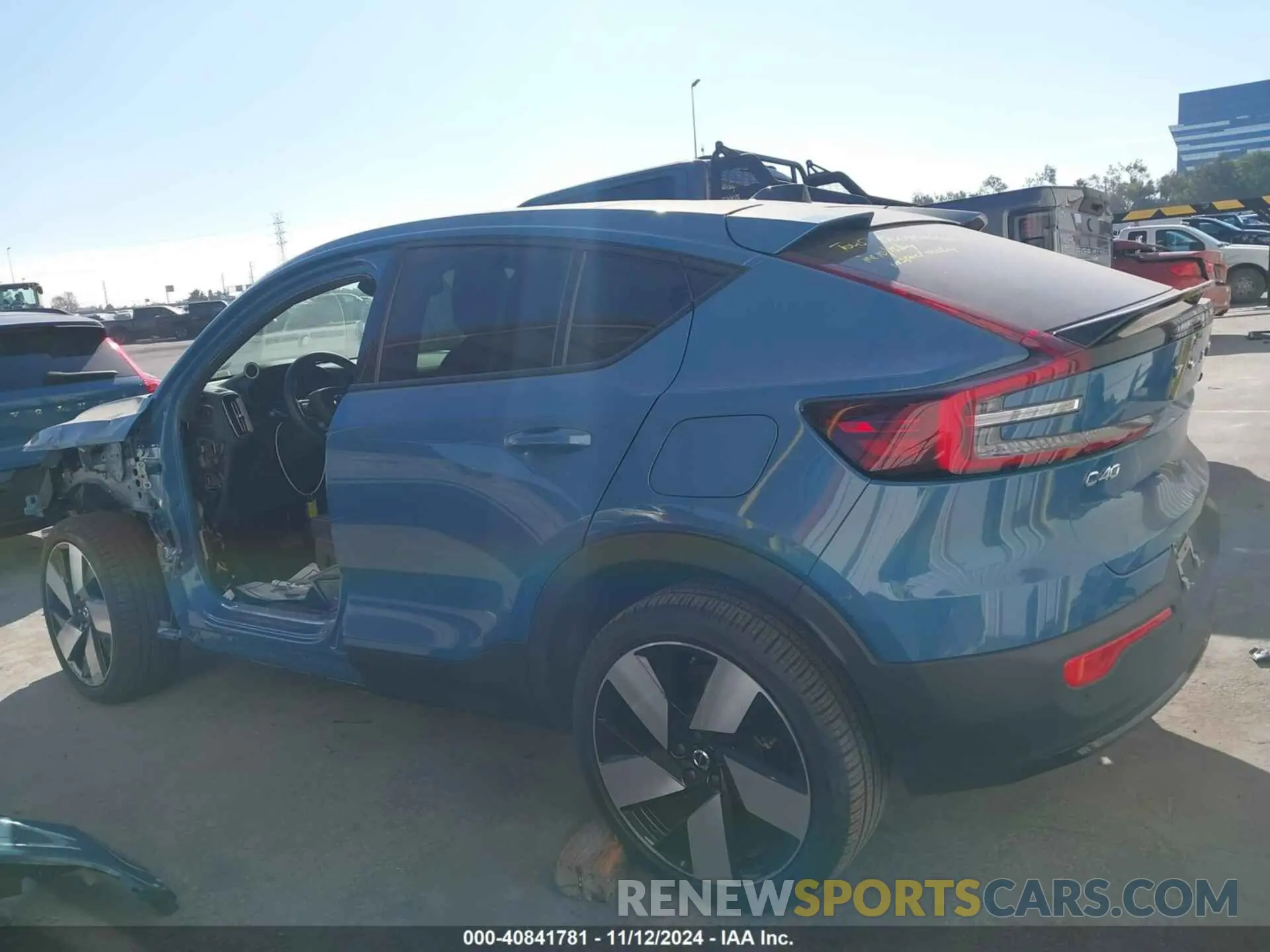 15 Photograph of a damaged car YV4ED3GM9P2028900 VOLVO C40 RECHARGE PURE ELECTRIC 2023