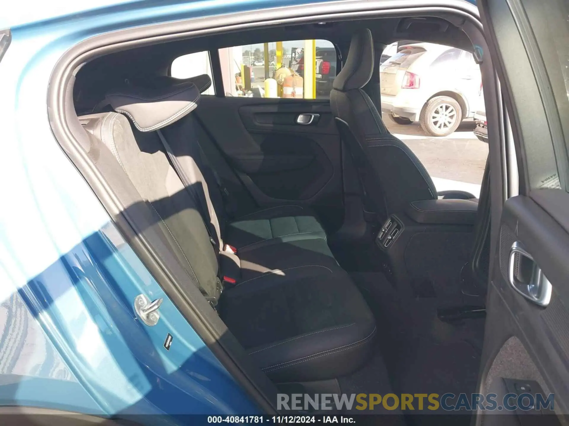 8 Photograph of a damaged car YV4ED3GM9P2028900 VOLVO C40 RECHARGE PURE ELECTRIC 2023