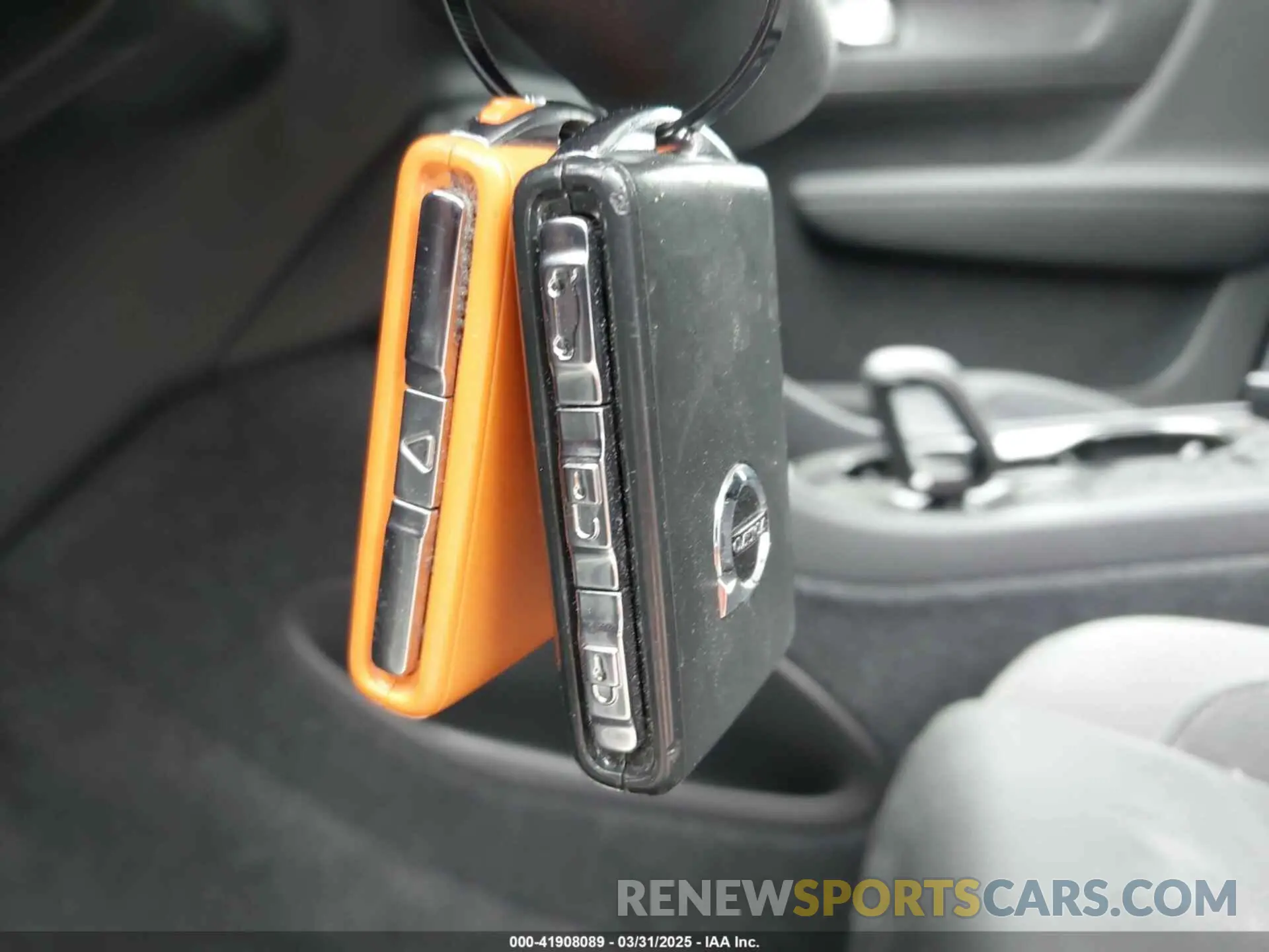 11 Photograph of a damaged car YV4ER3GK0R2107021 VOLVO C40 RECHARGE PURE ELECTRIC 2024