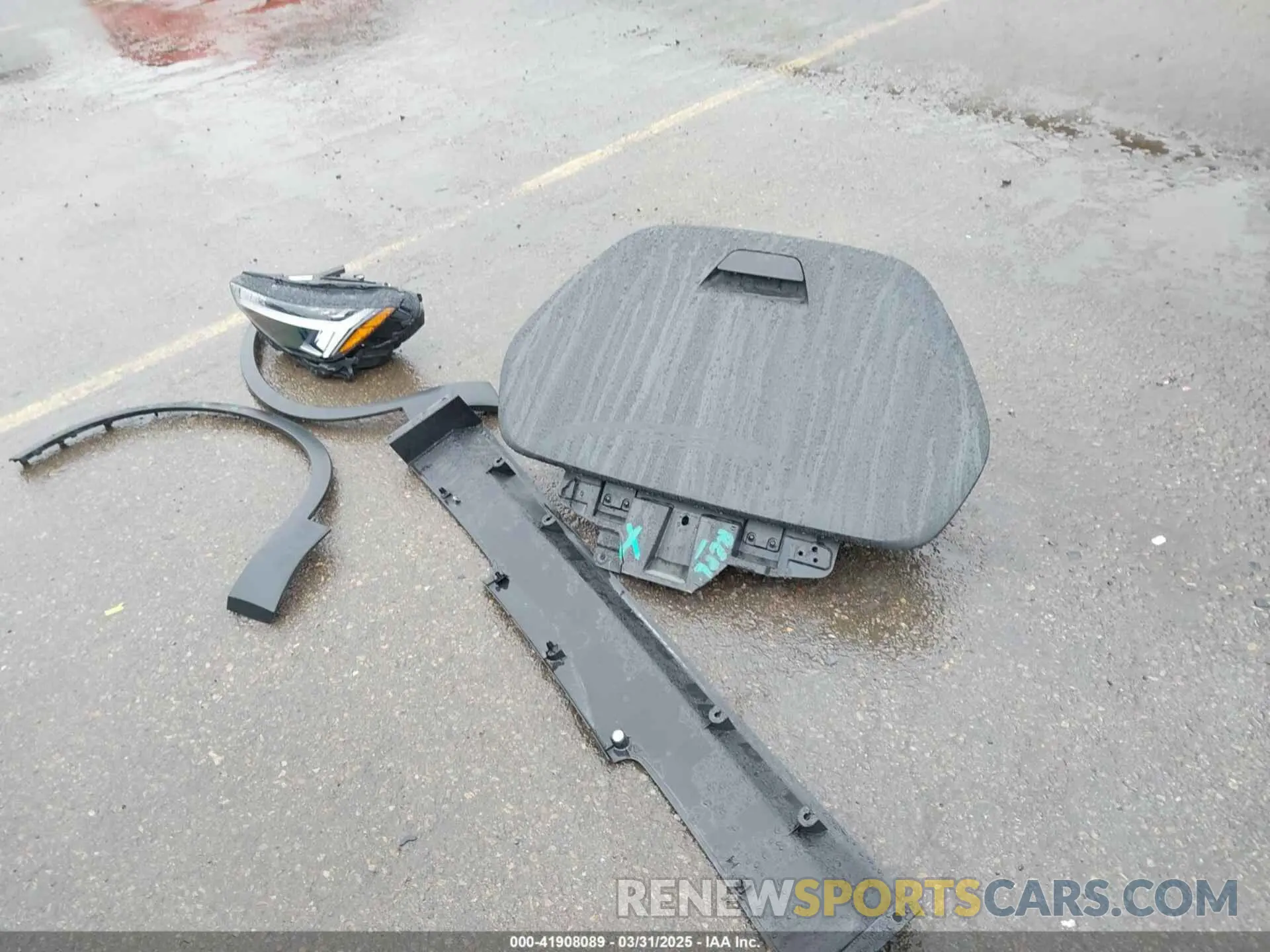 12 Photograph of a damaged car YV4ER3GK0R2107021 VOLVO C40 RECHARGE PURE ELECTRIC 2024