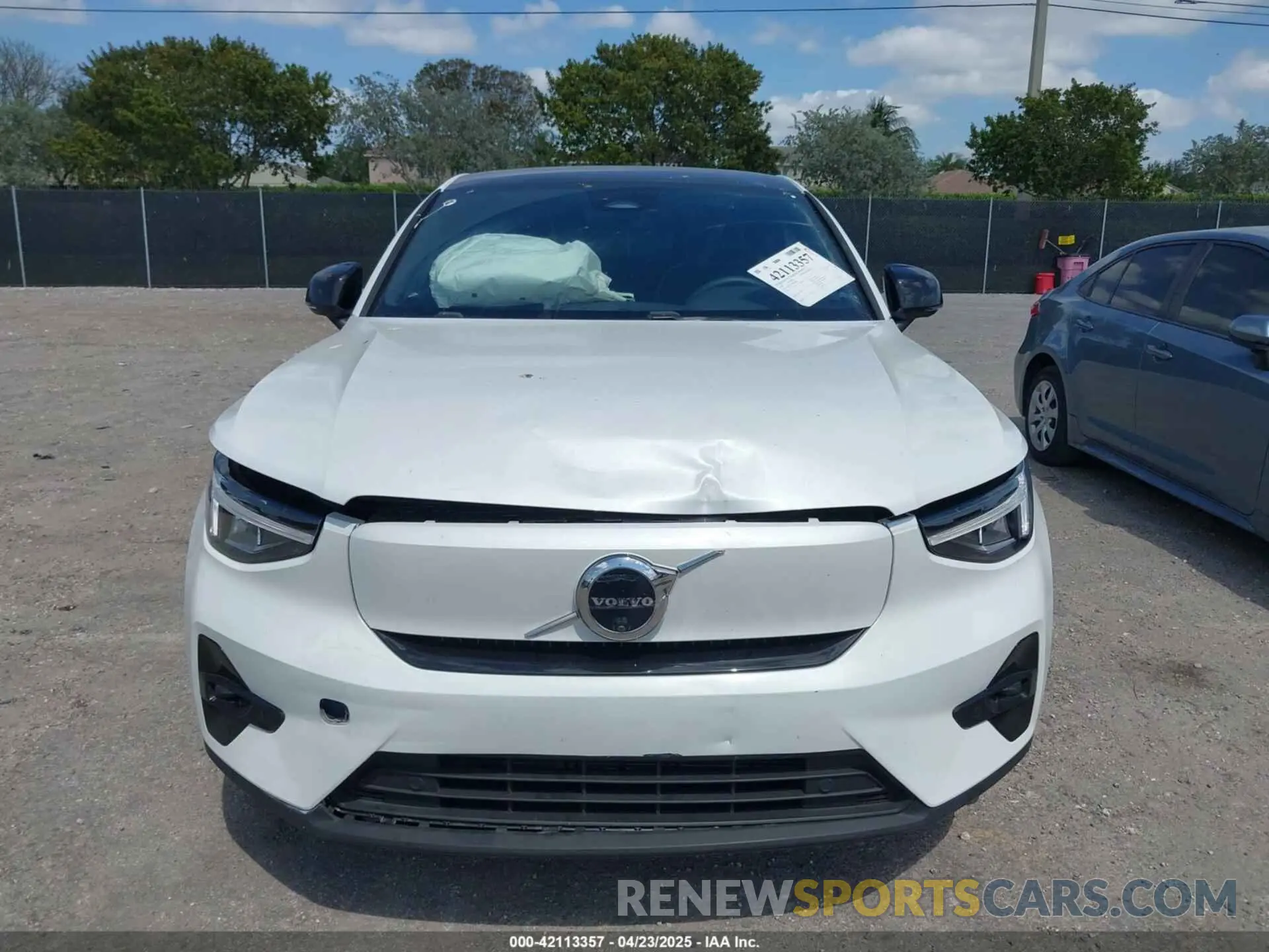 12 Photograph of a damaged car YV4ER3GL0R2104189 VOLVO C40 RECHARGE PURE ELECTRIC 2024