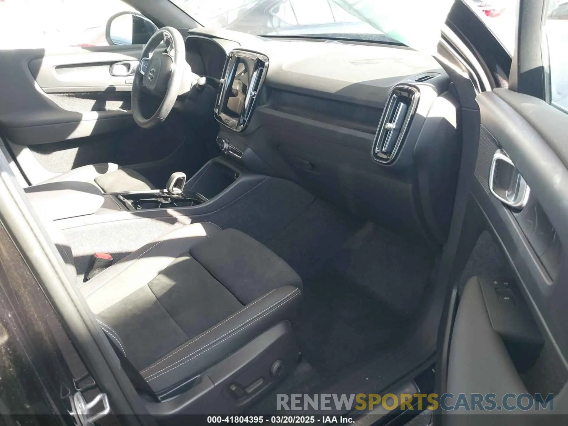5 Photograph of a damaged car YV4ER3GL9R2101789 VOLVO C40 RECHARGE PURE ELECTRIC 2024