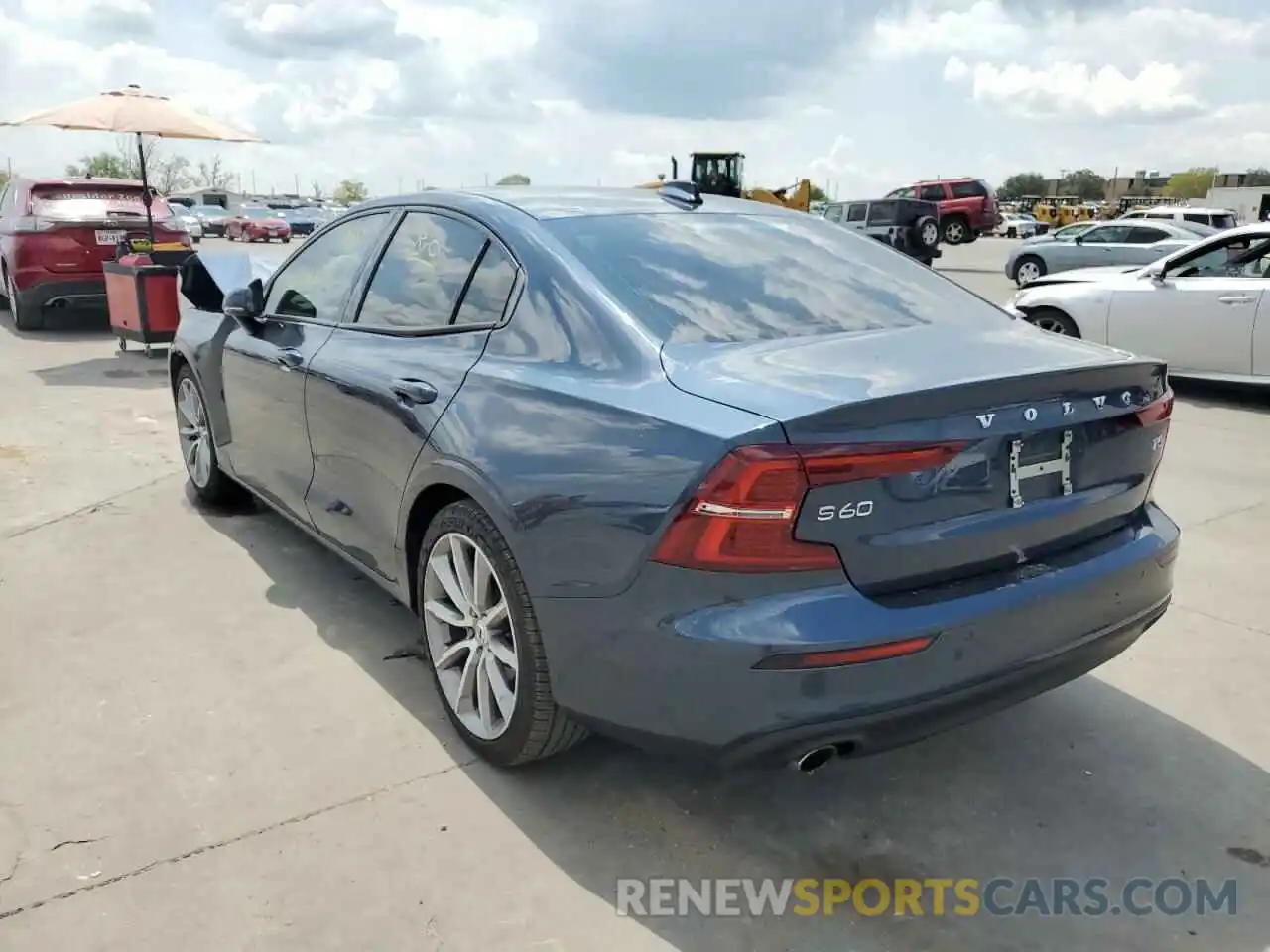 3 Photograph of a damaged car 7JR102FK0KG004943 VOLVO S60 2019