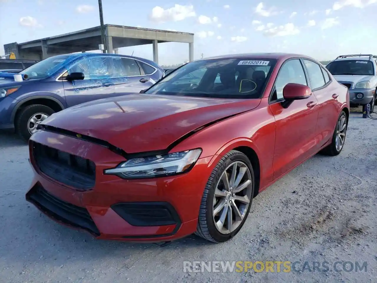 2 Photograph of a damaged car 7JR102FK1KG014753 VOLVO S60 2019