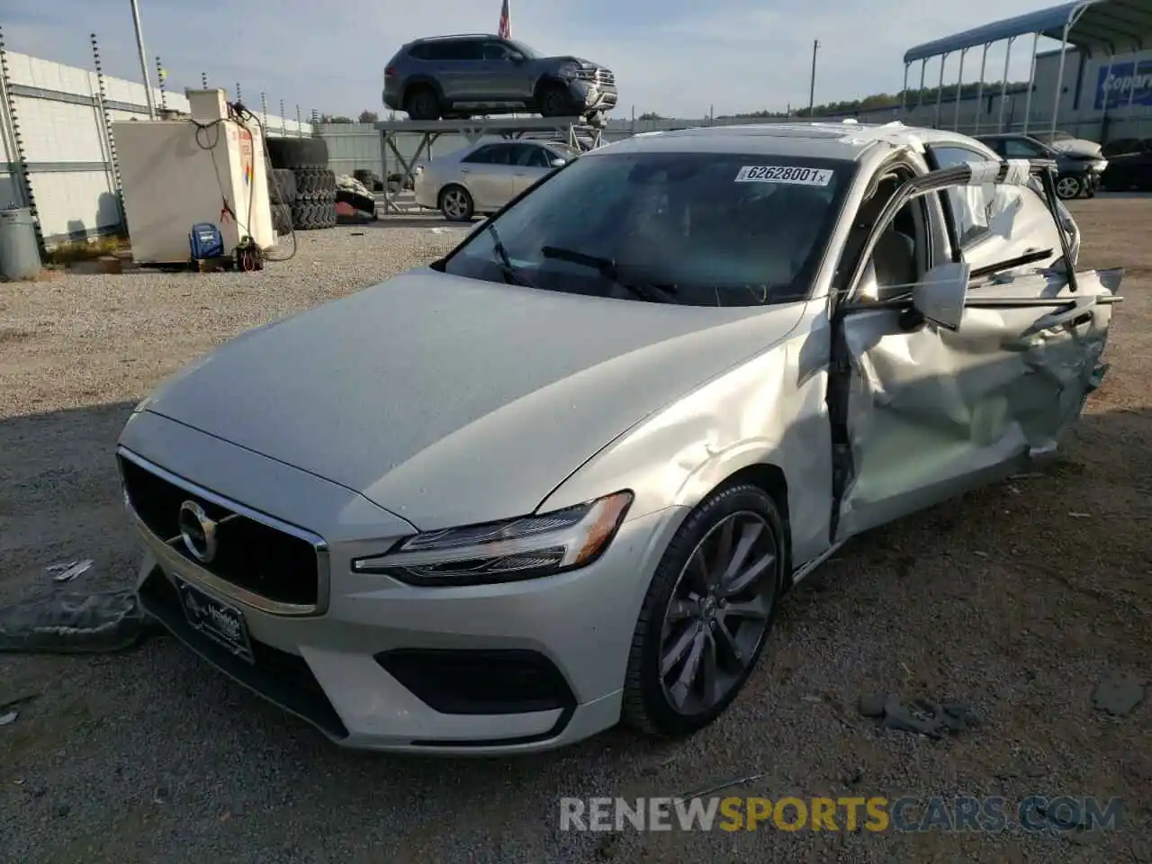 1 Photograph of a damaged car 7JR102FK2KG005298 VOLVO S60 2019