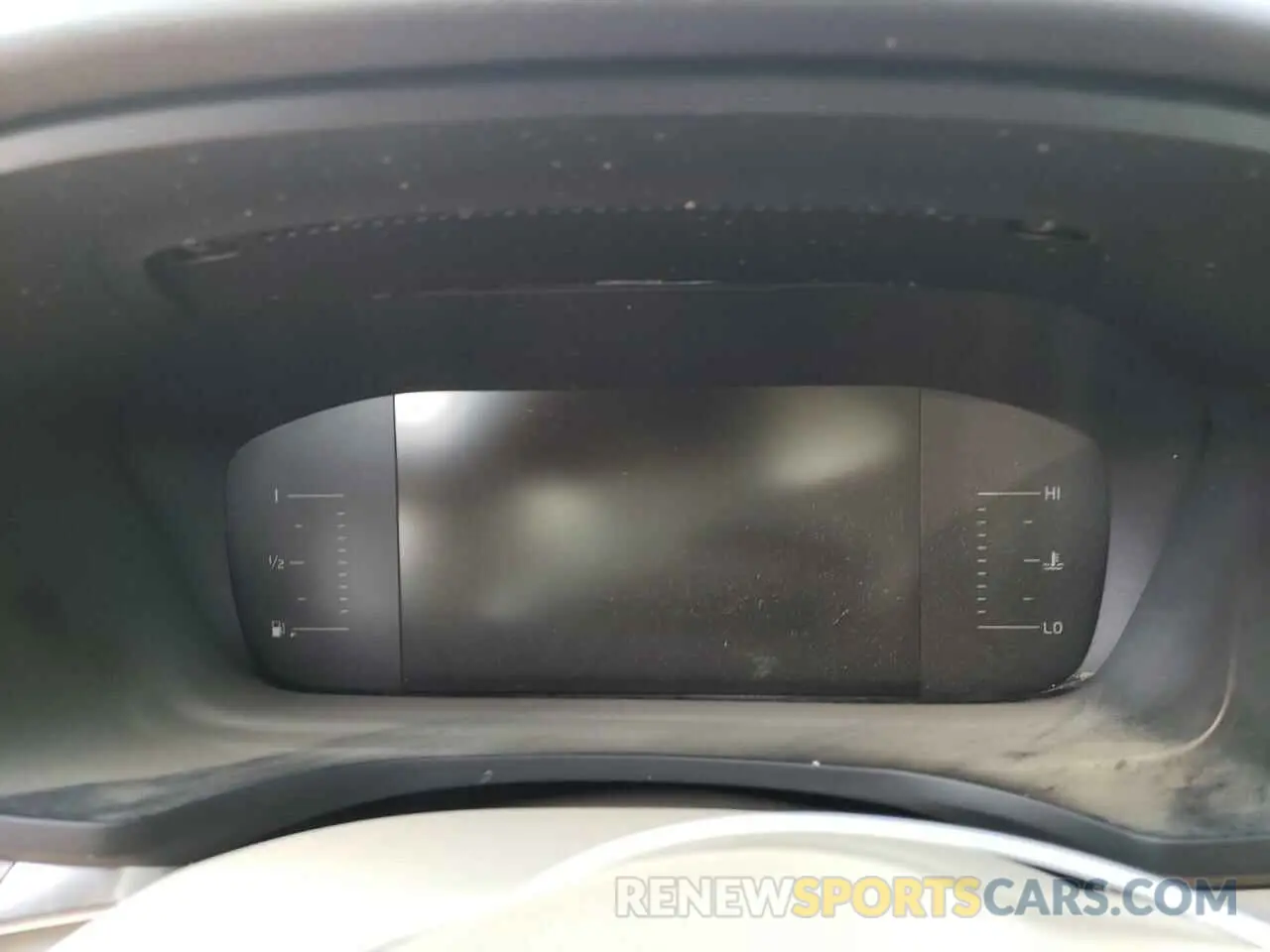9 Photograph of a damaged car 7JR102FK9KG002916 VOLVO S60 2019
