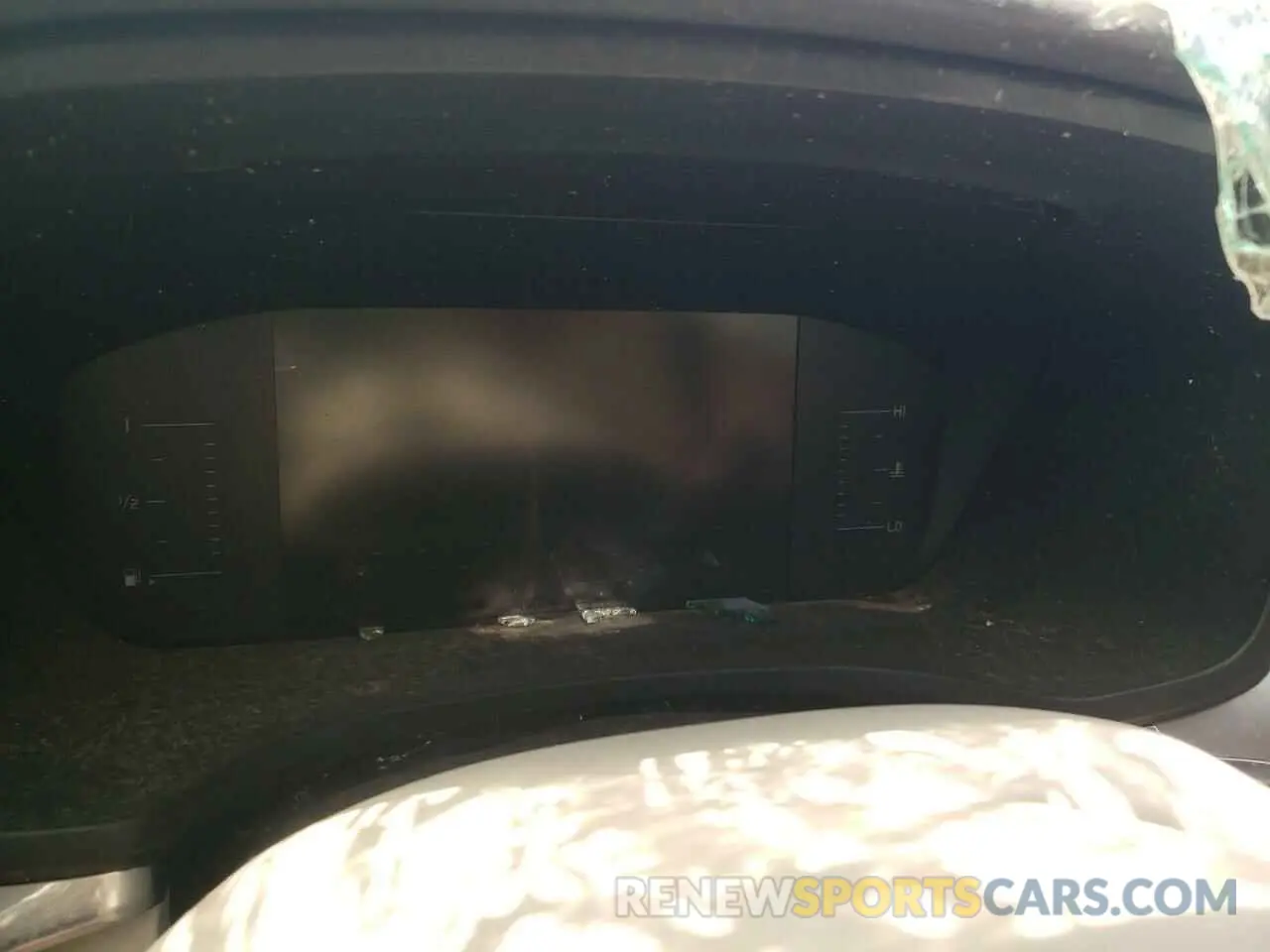 8 Photograph of a damaged car 7JR102FKXKG016260 VOLVO S60 2019