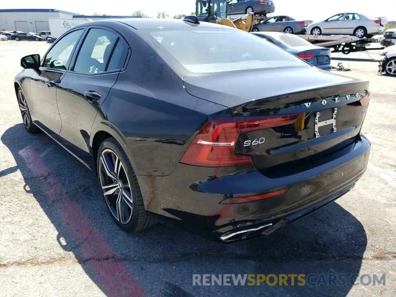 3 Photograph of a damaged car 7JR102FM4KG017163 VOLVO S60 2019