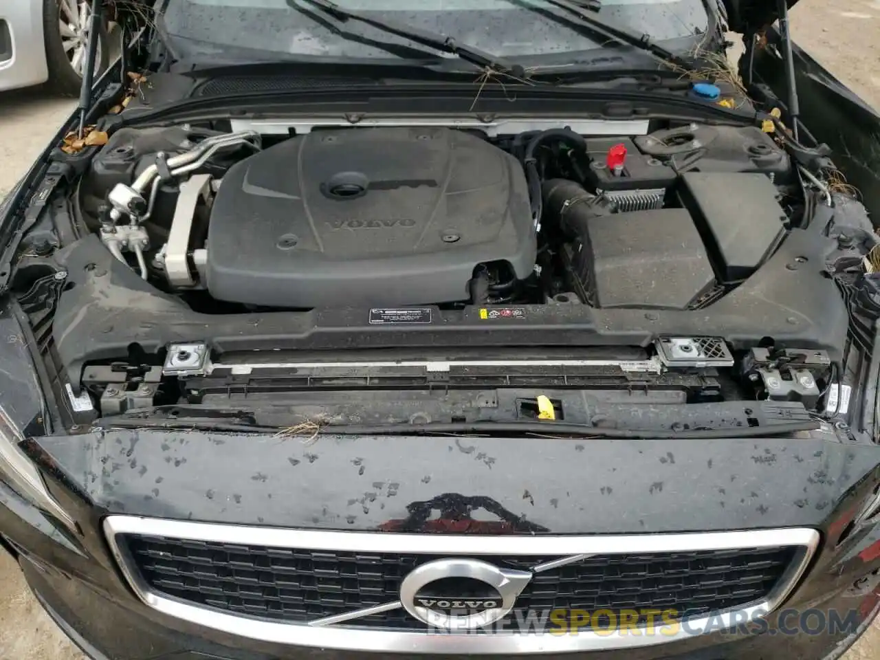 11 Photograph of a damaged car 7JR102FM5KG012800 VOLVO S60 2019