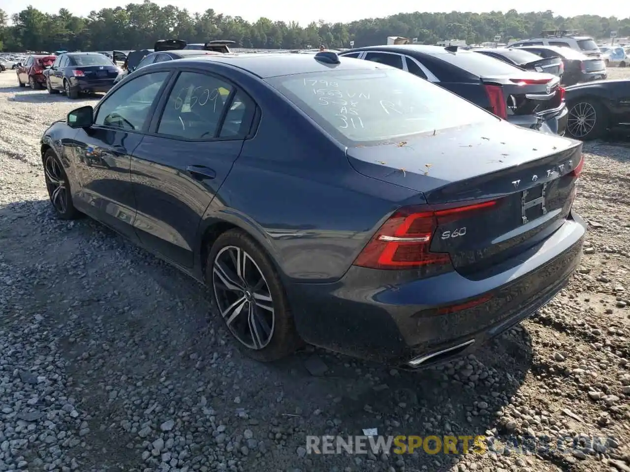 3 Photograph of a damaged car 7JR102FM6KG006956 VOLVO S60 2019