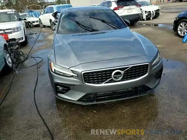 14 Photograph of a damaged car 7JR102FM6KG007217 VOLVO S60 2019