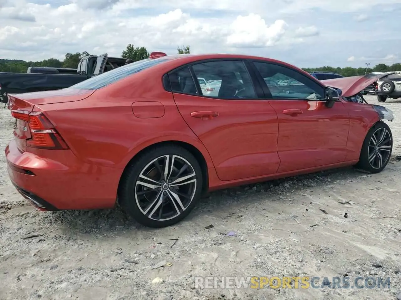 3 Photograph of a damaged car 7JR102FM9KG000519 VOLVO S60 2019