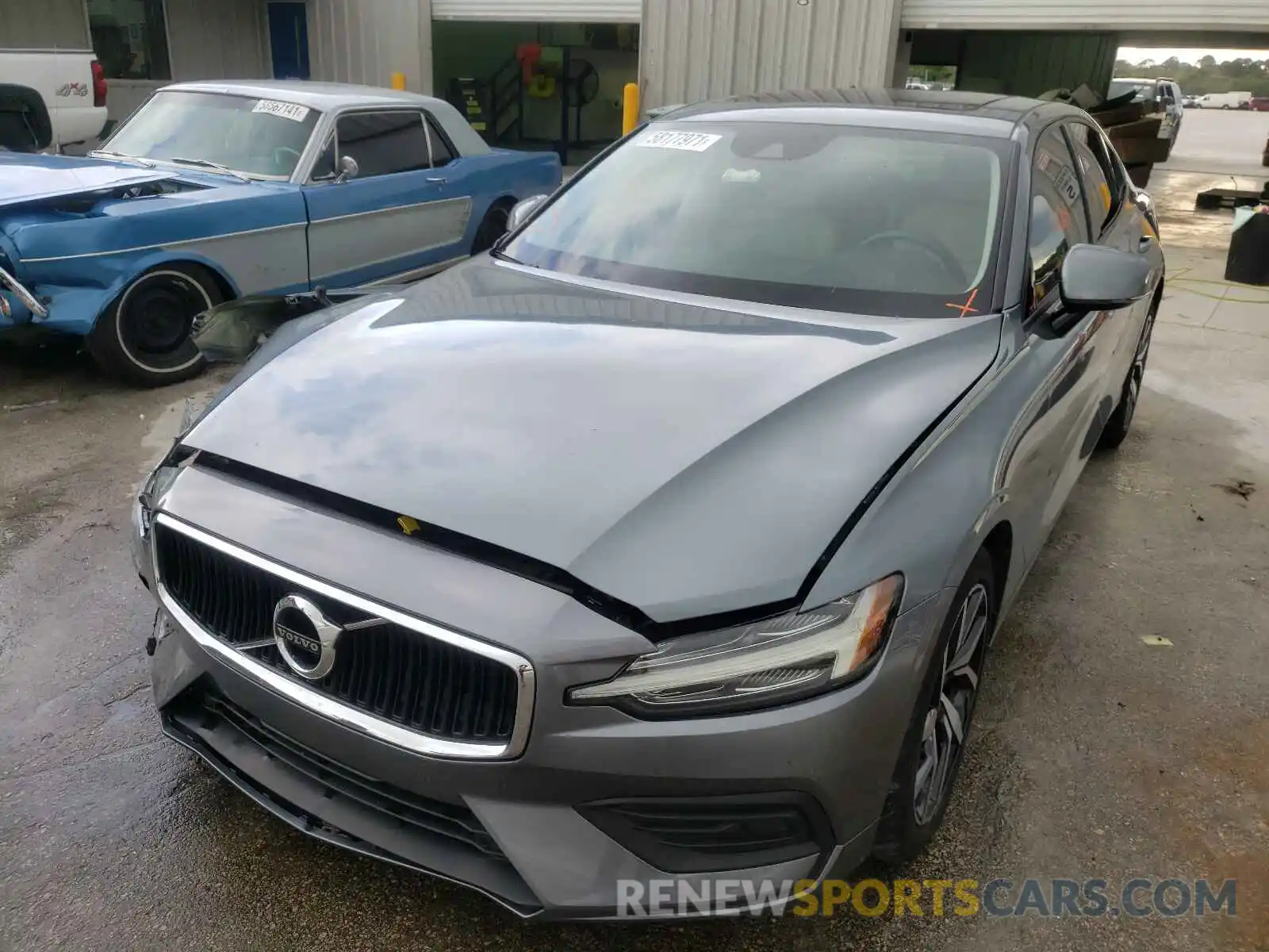 2 Photograph of a damaged car 7JRA22TK1KG012760 VOLVO S60 2019