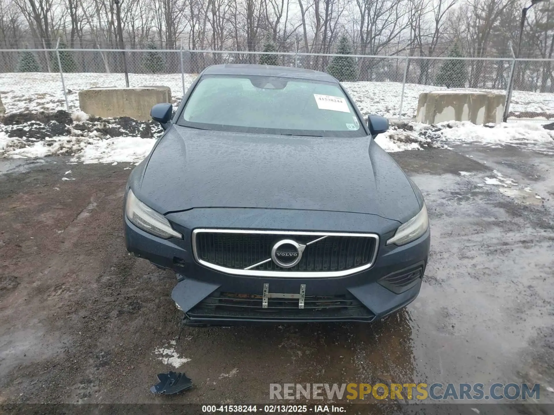 12 Photograph of a damaged car 7JRA22TK1KG014749 VOLVO S60 2019
