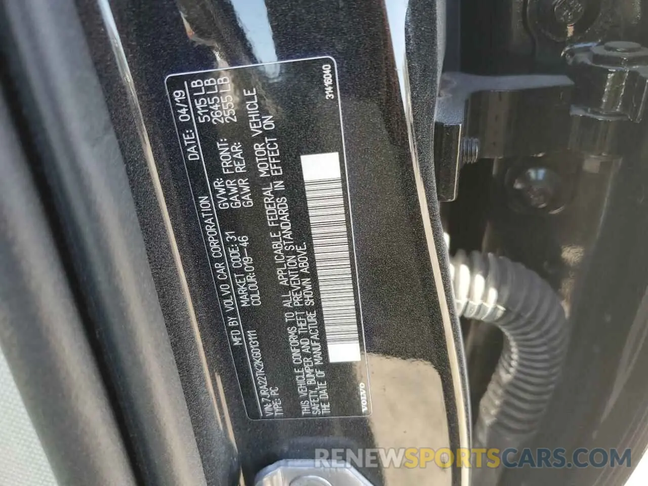 12 Photograph of a damaged car 7JRA22TK2KG013111 VOLVO S60 2019
