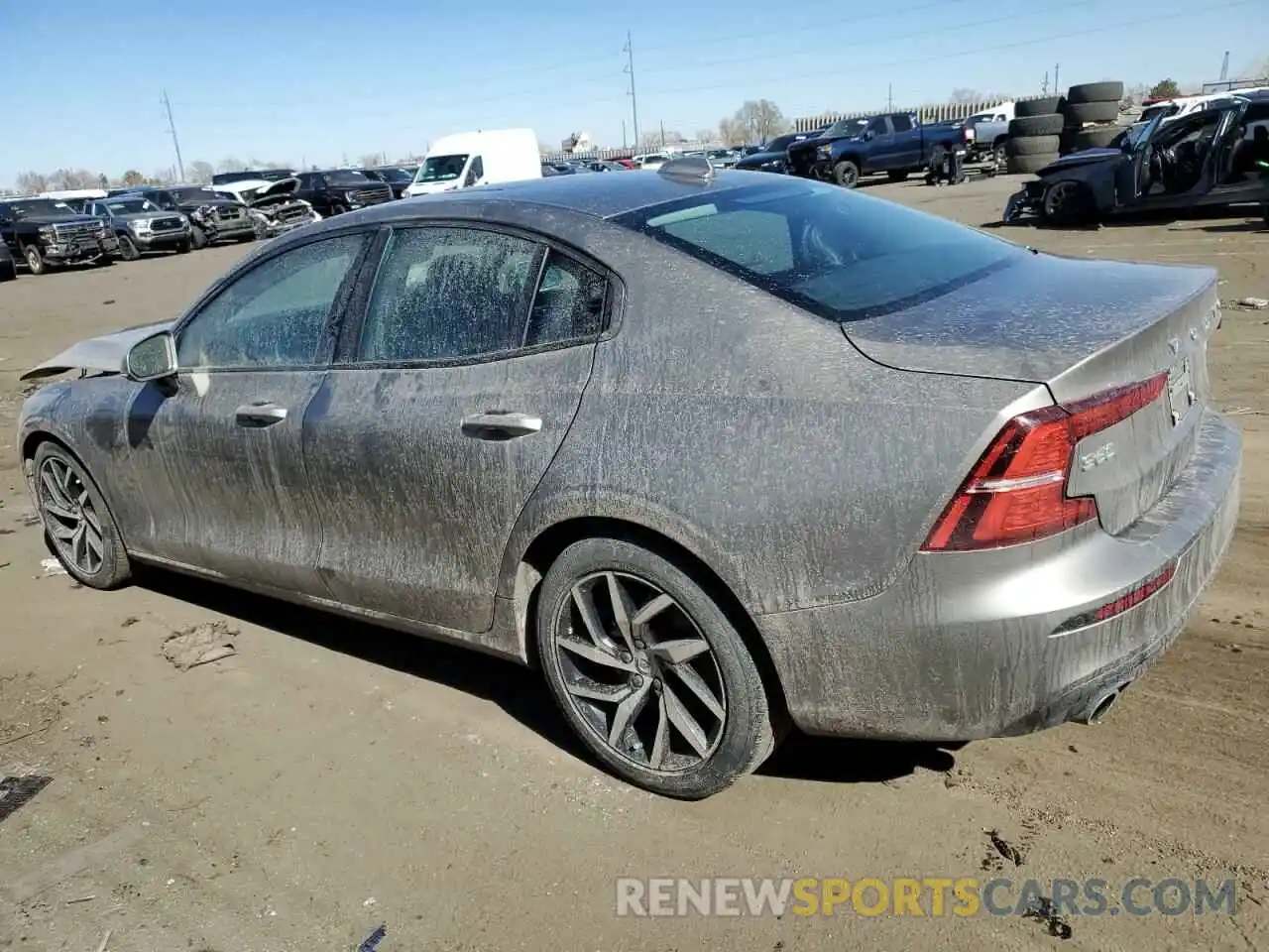 2 Photograph of a damaged car 7JRA22TK3KG000917 VOLVO S60 2019