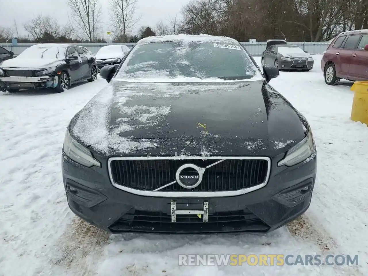 5 Photograph of a damaged car 7JRA22TK3KG001517 VOLVO S60 2019