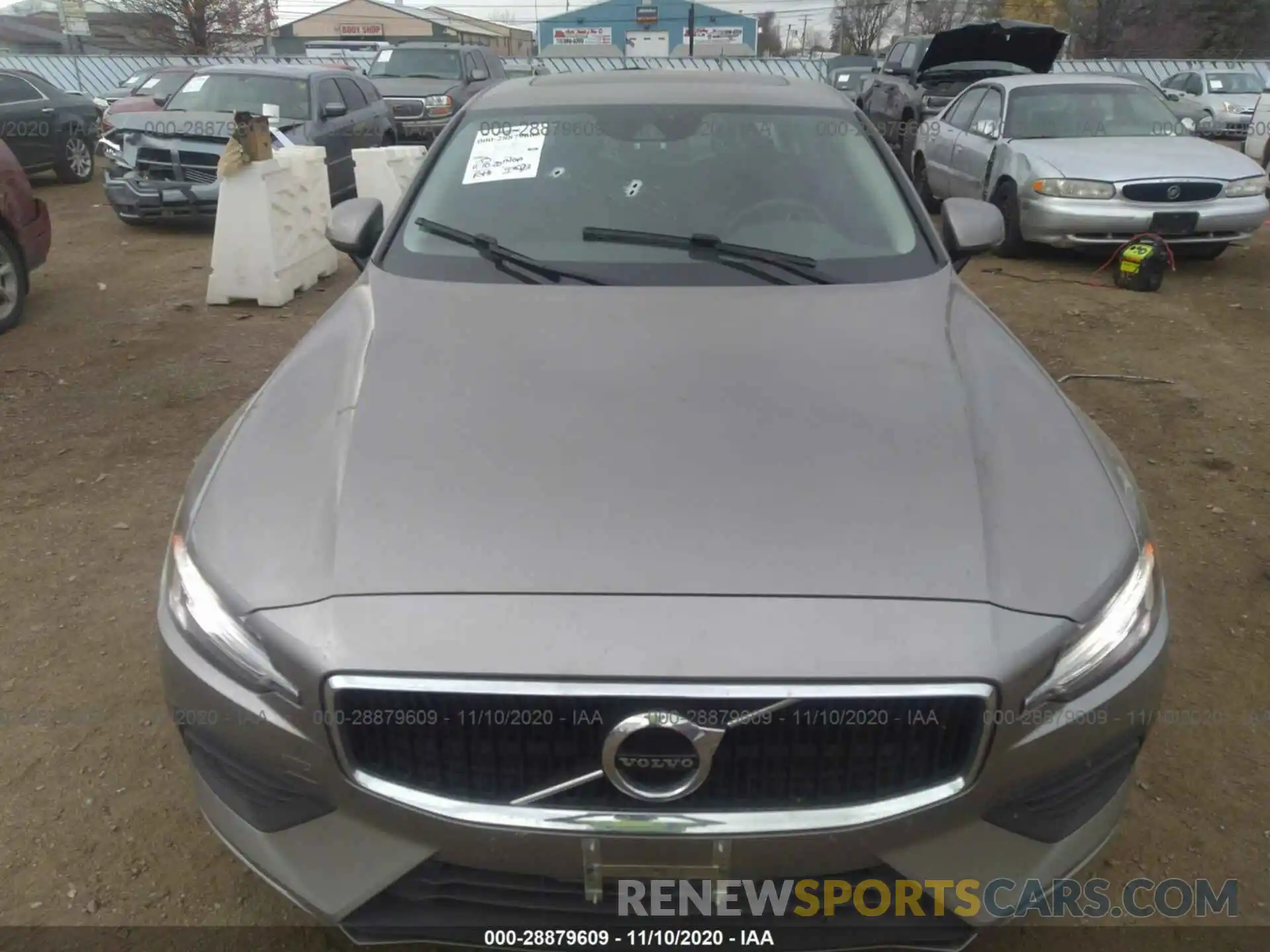 6 Photograph of a damaged car 7JRA22TK4KG003485 VOLVO S60 2019