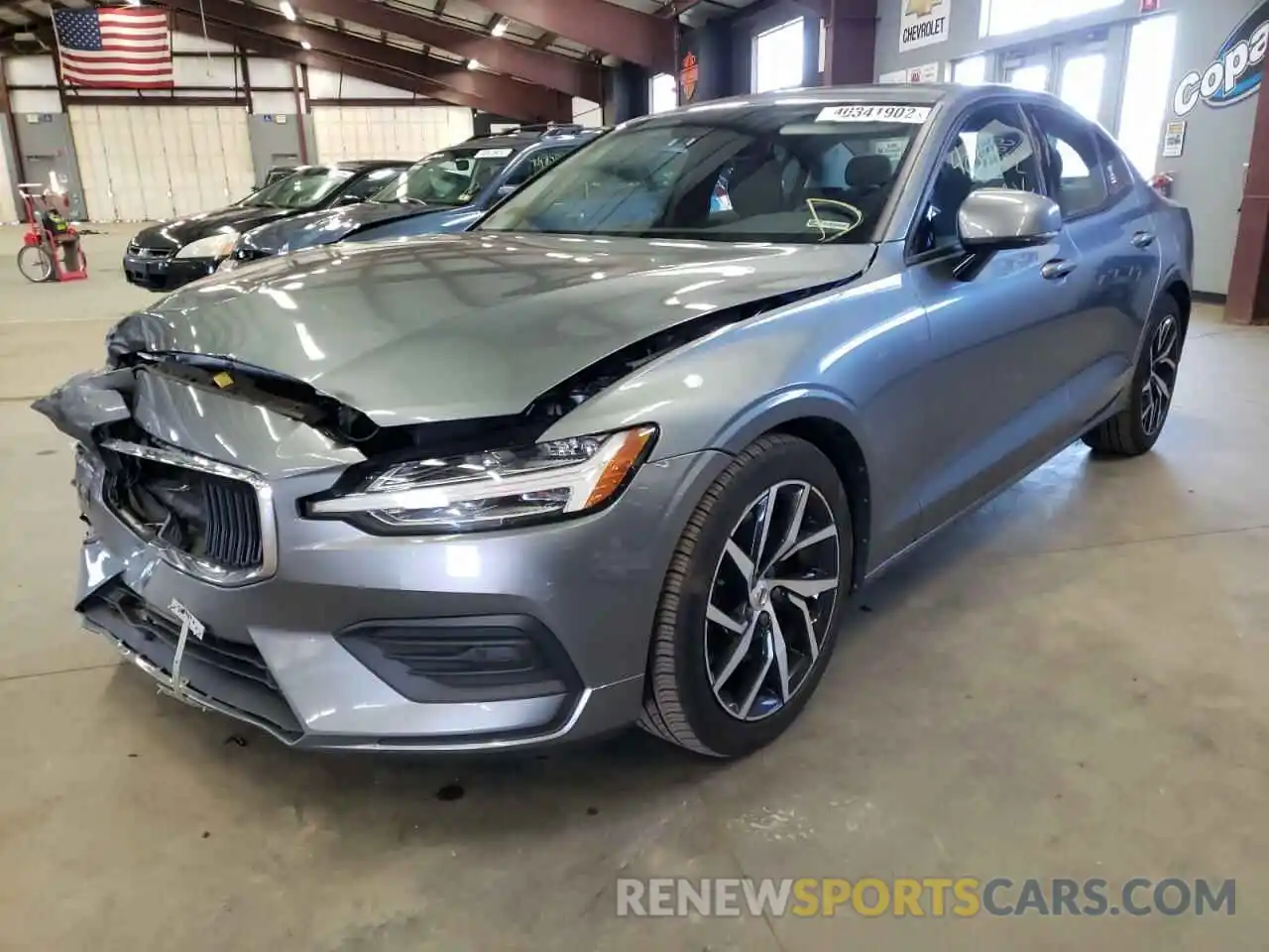 2 Photograph of a damaged car 7JRA22TK5KG002006 VOLVO S60 2019