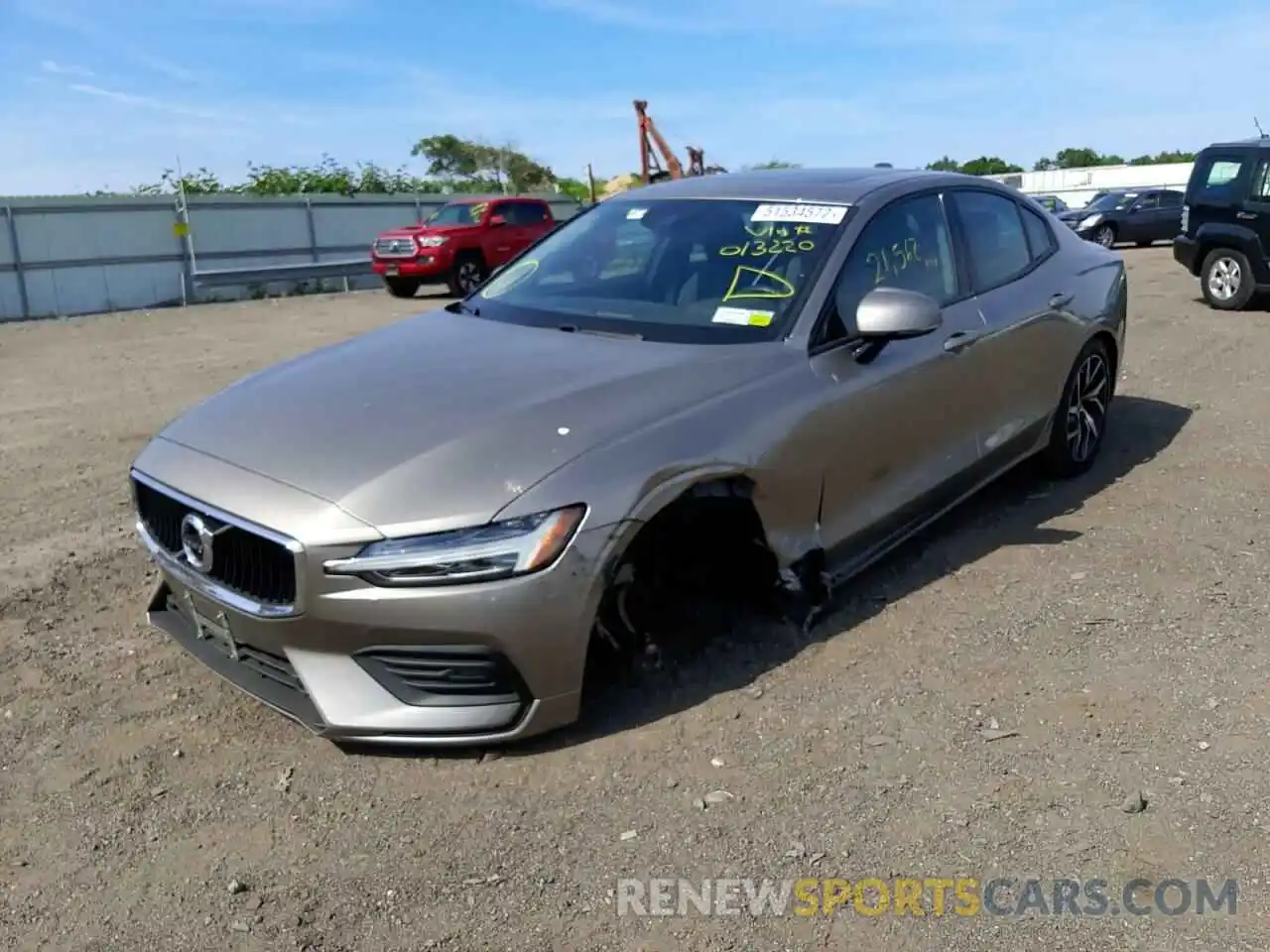 2 Photograph of a damaged car 7JRA22TK7KG013220 VOLVO S60 2019