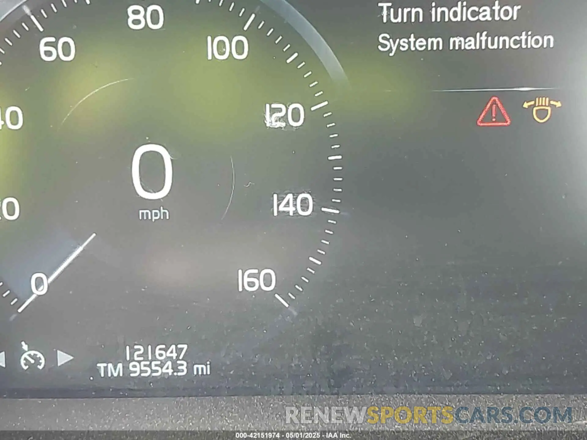 16 Photograph of a damaged car 7JRA22TK7KG017283 VOLVO S60 2019