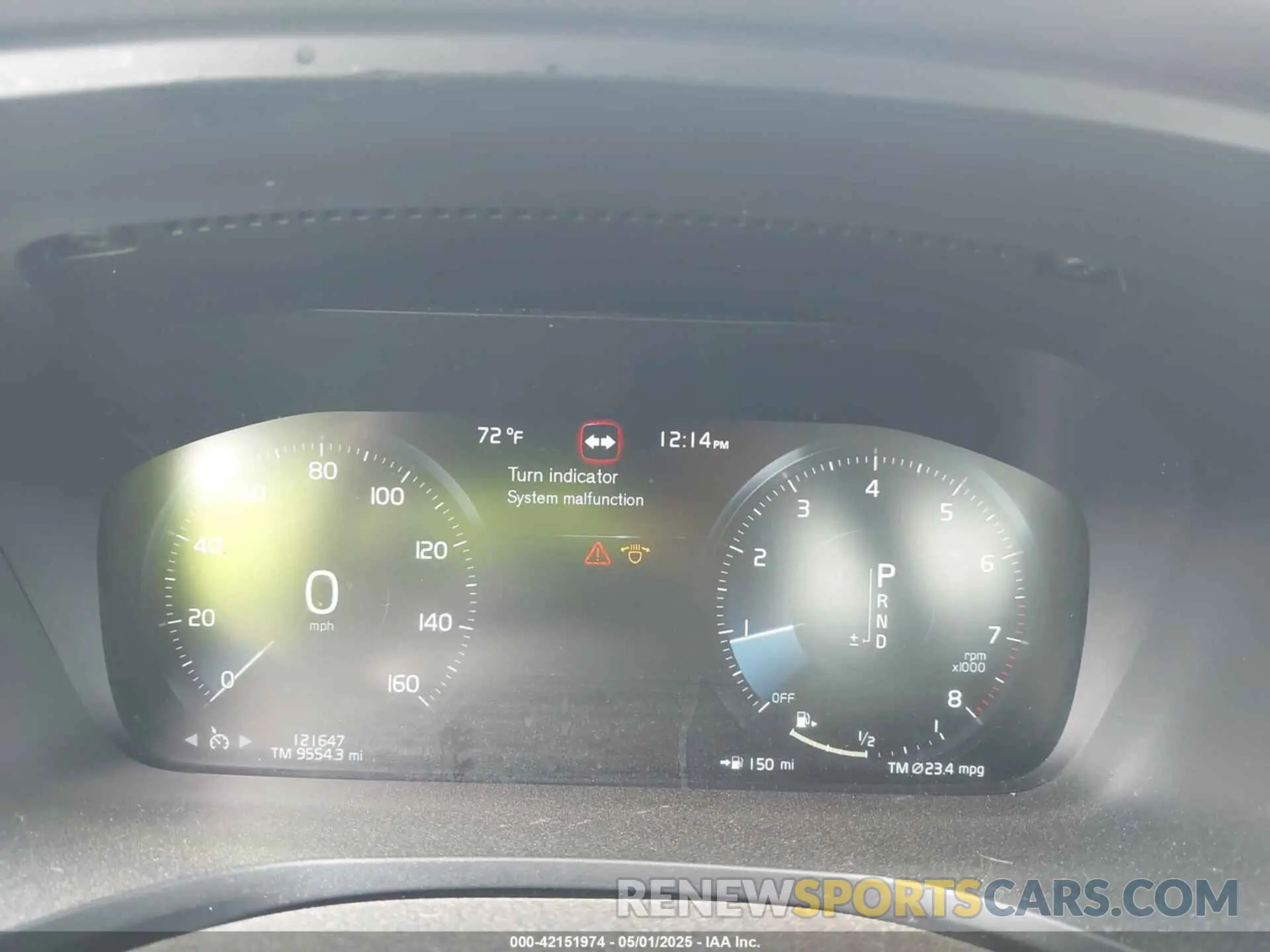 7 Photograph of a damaged car 7JRA22TK7KG017283 VOLVO S60 2019