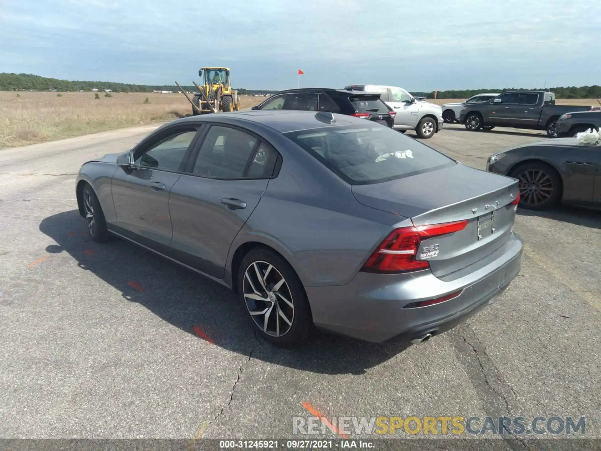 3 Photograph of a damaged car 7JRA22TK8KG009886 VOLVO S60 2019