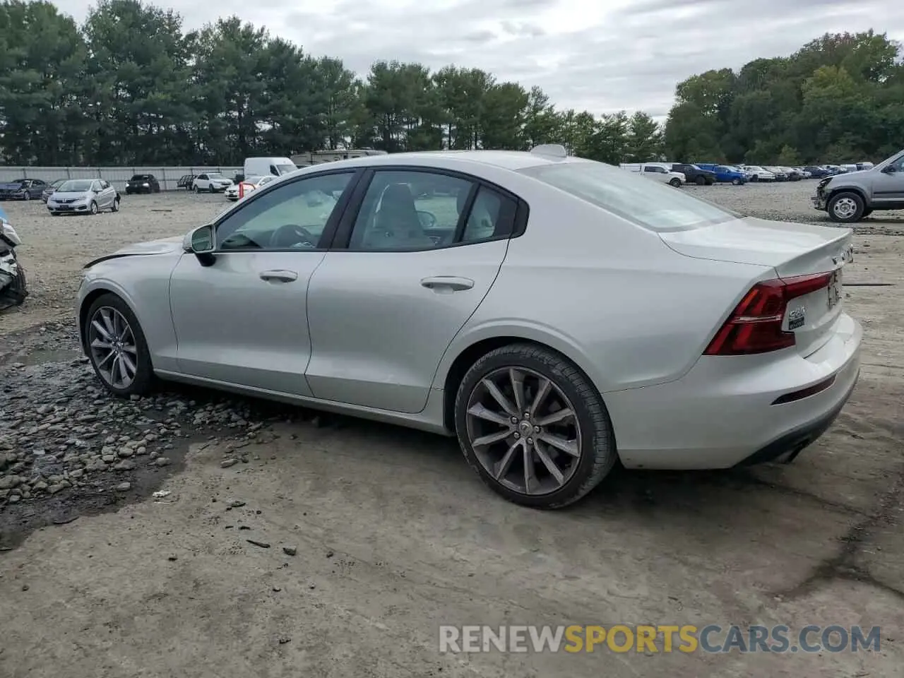 2 Photograph of a damaged car 7JRA22TK8KG012741 VOLVO S60 2019