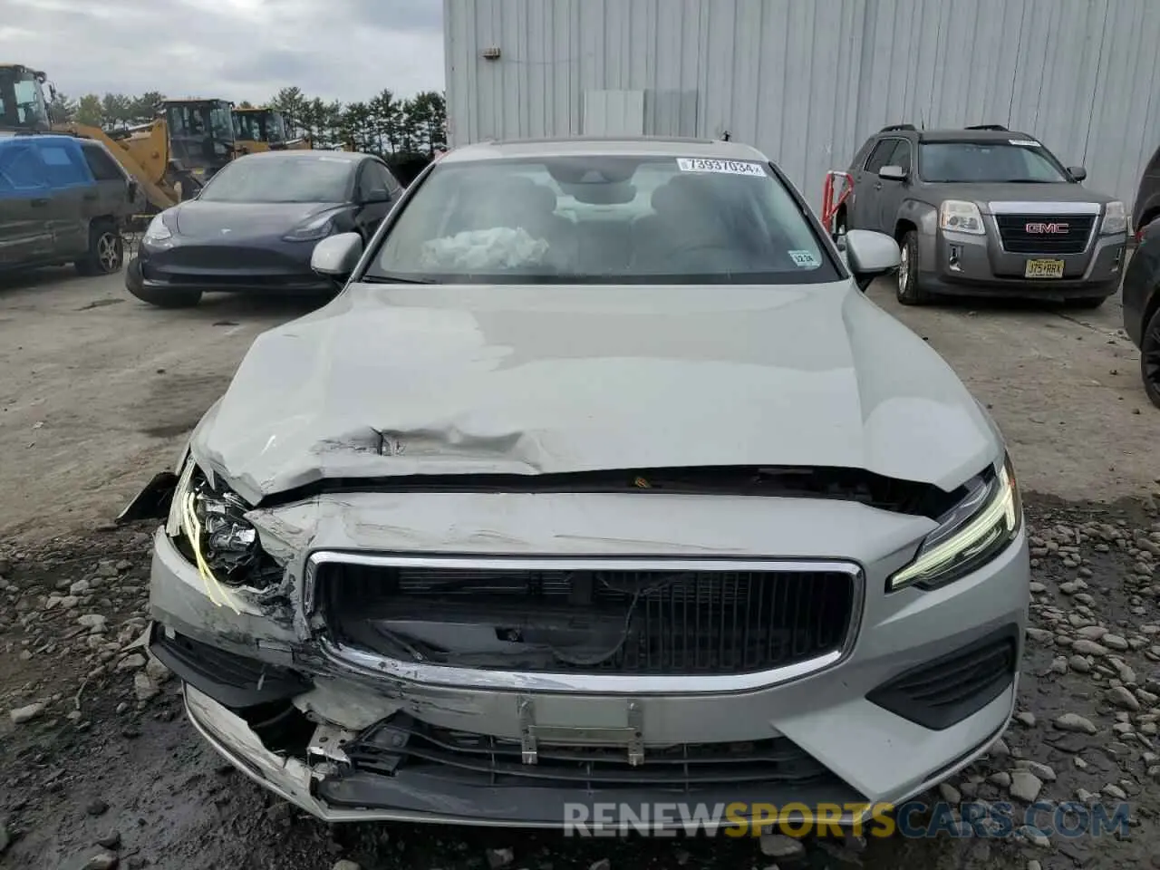 5 Photograph of a damaged car 7JRA22TK8KG012741 VOLVO S60 2019