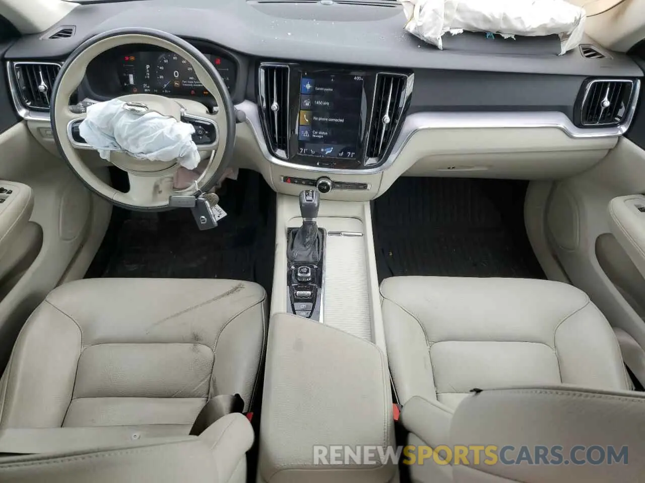 8 Photograph of a damaged car 7JRA22TK8KG012741 VOLVO S60 2019