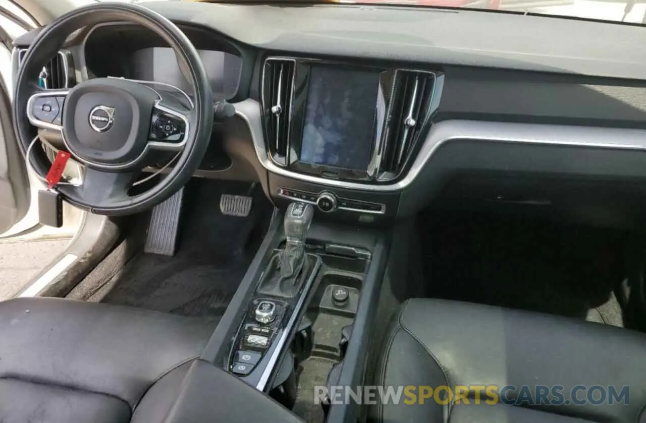 8 Photograph of a damaged car 7JRA22TK8KG013372 VOLVO S60 2019