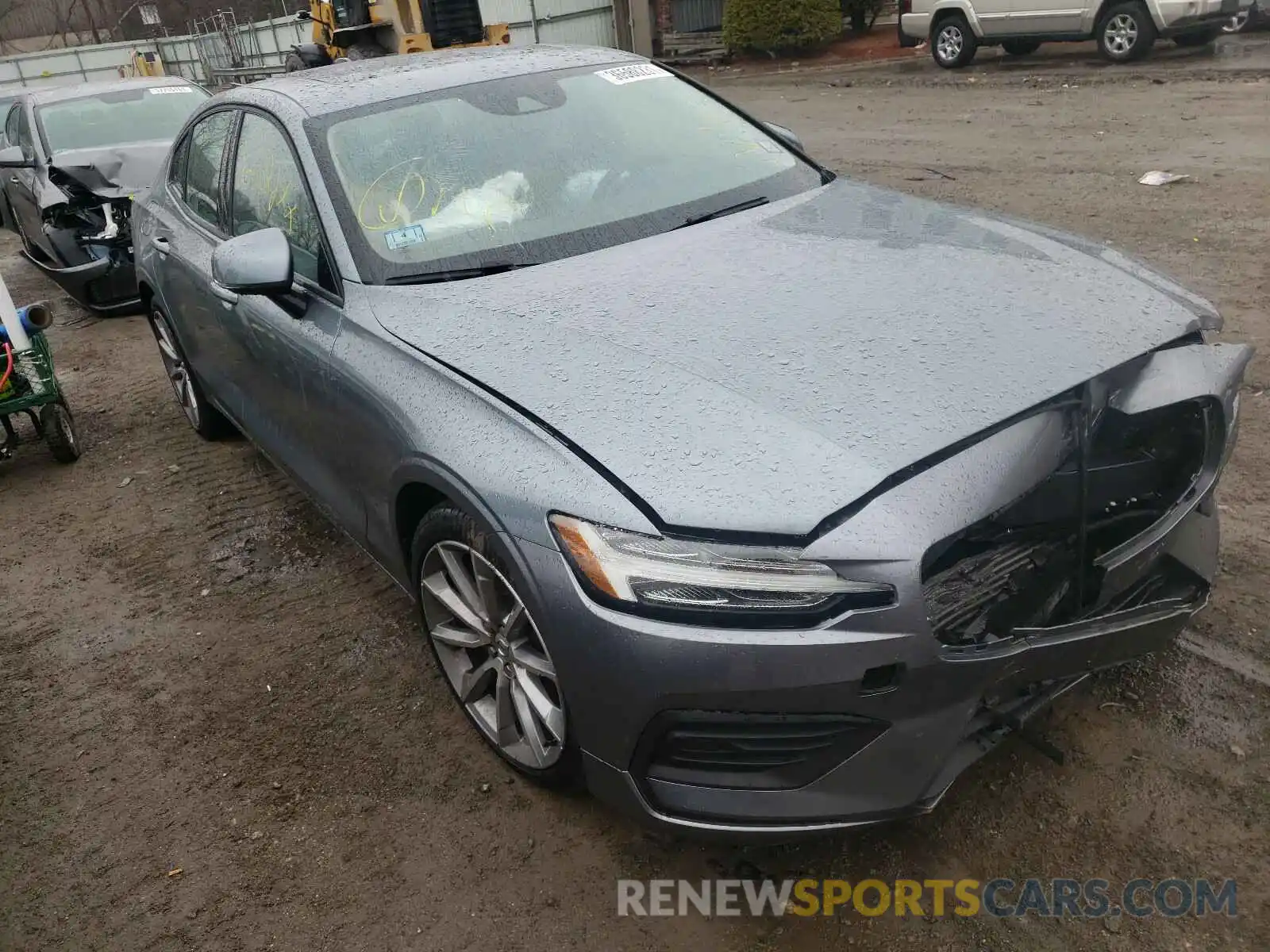 1 Photograph of a damaged car 7JRA22TK9KG001036 VOLVO S60 2019