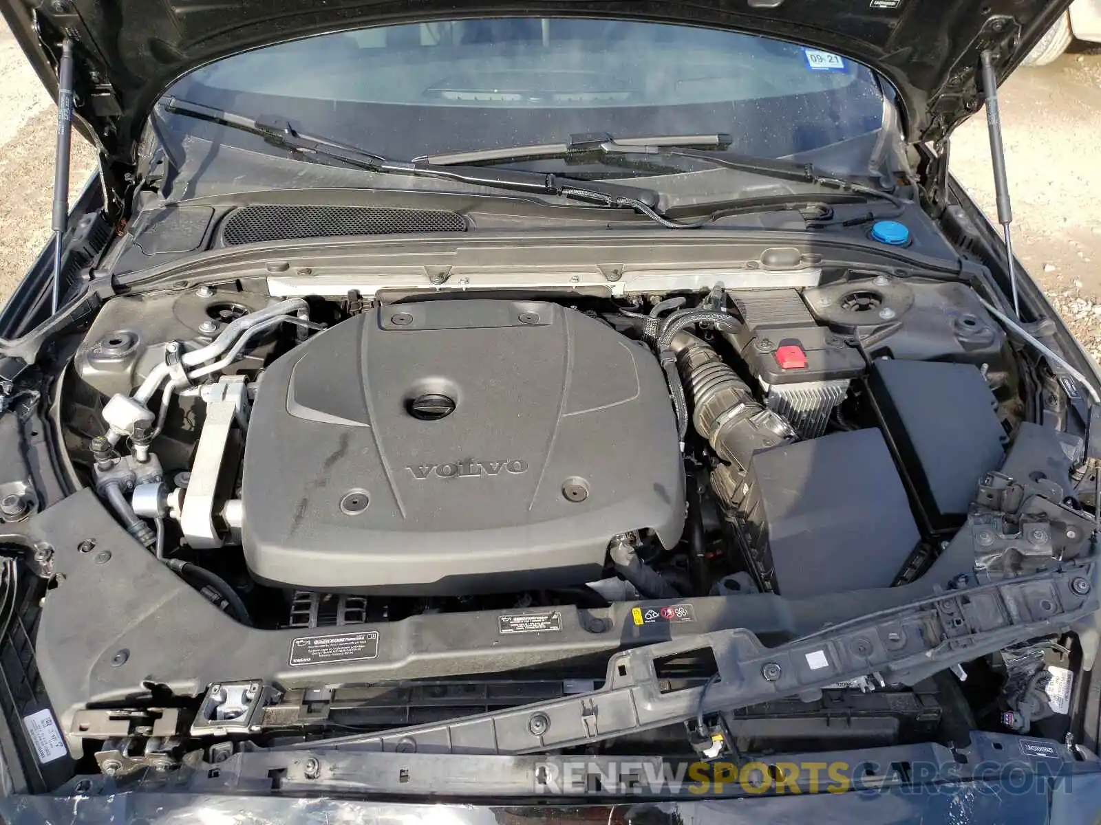 7 Photograph of a damaged car 7JRA22TKXKG004351 VOLVO S60 2019