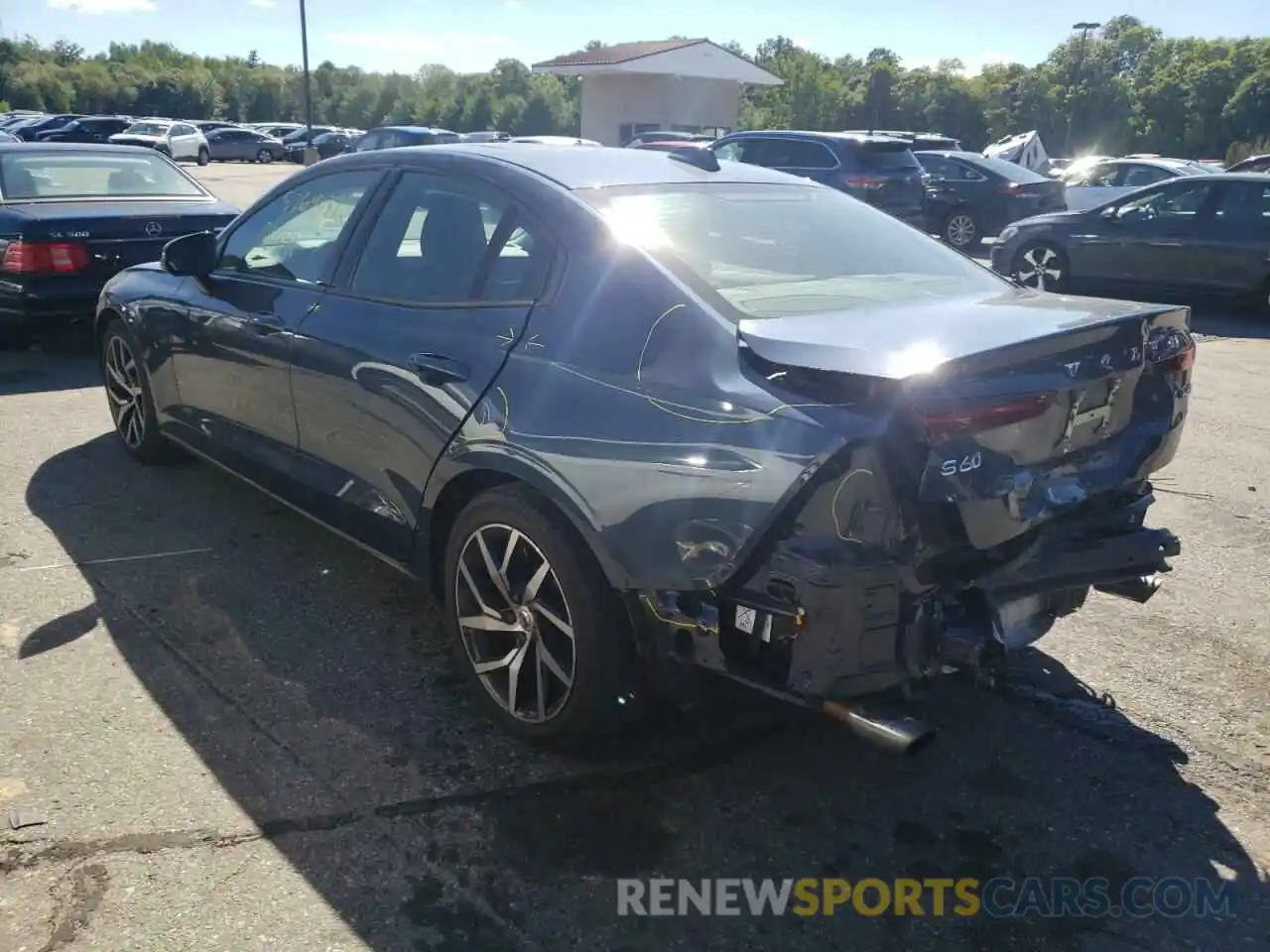 3 Photograph of a damaged car 7JRA22TKXKG006729 VOLVO S60 2019