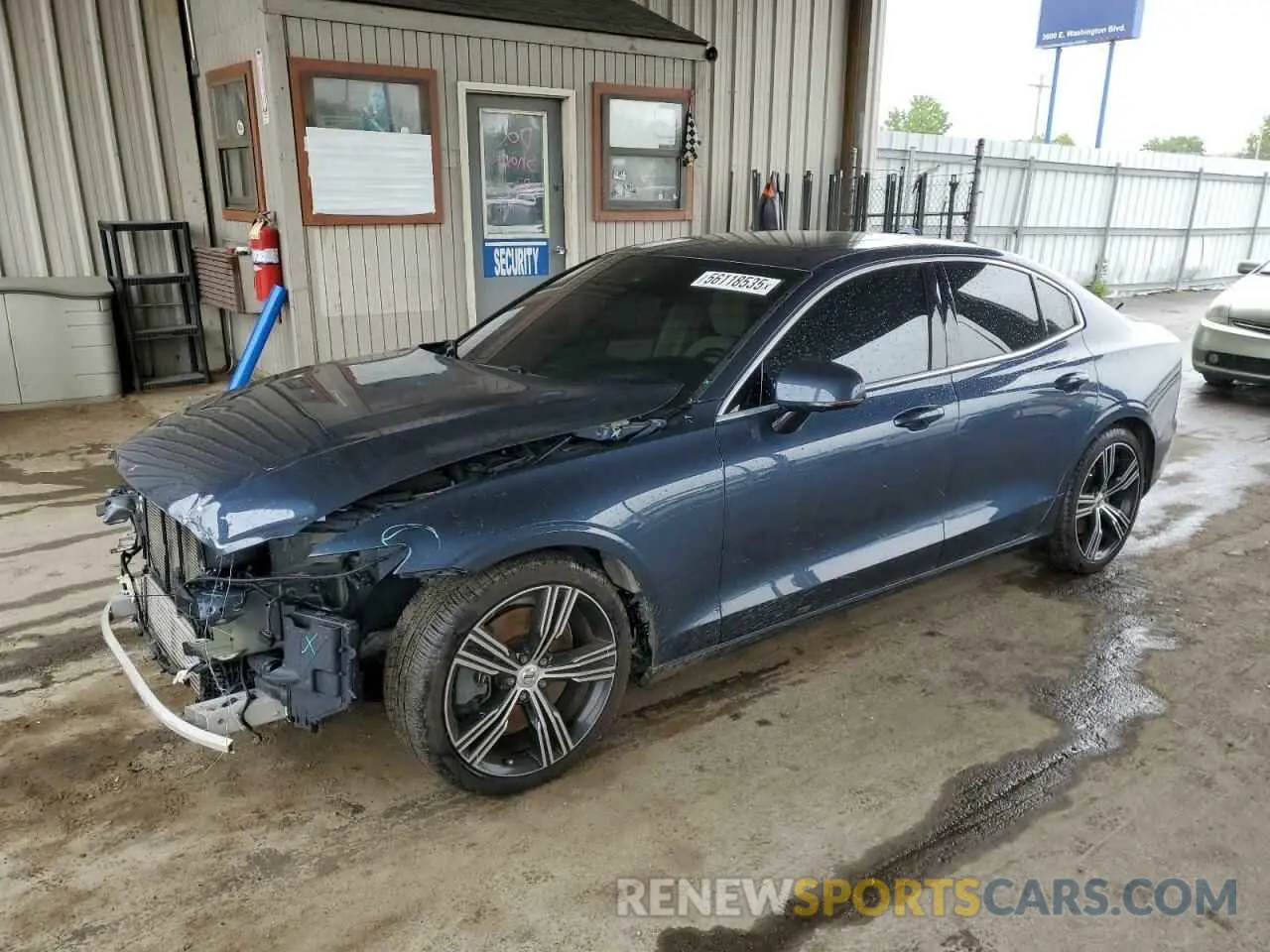 1 Photograph of a damaged car 7JRA22TL3KG003888 VOLVO S60 2019