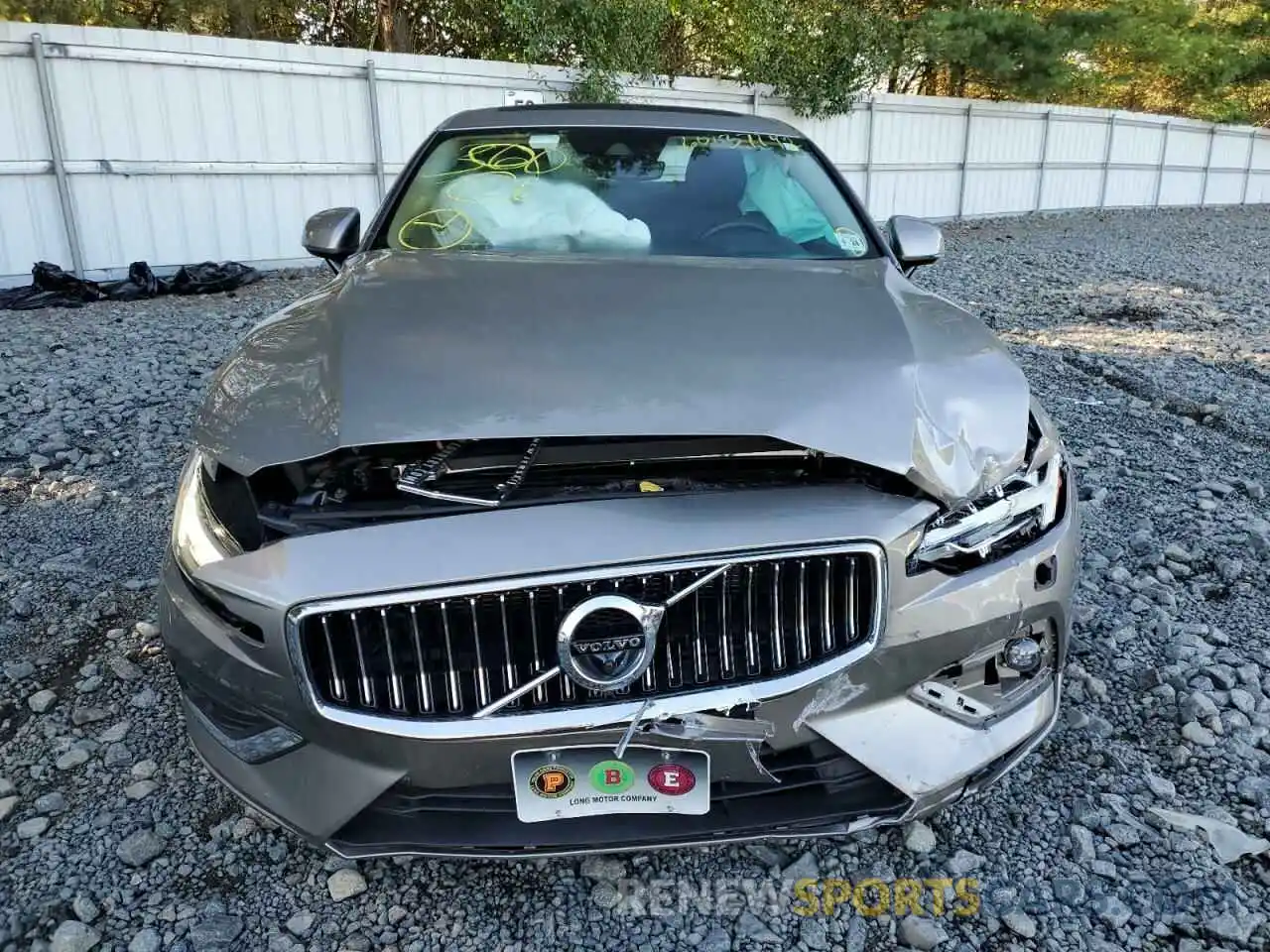 7 Photograph of a damaged car 7JRA22TL3KG013496 VOLVO S60 2019