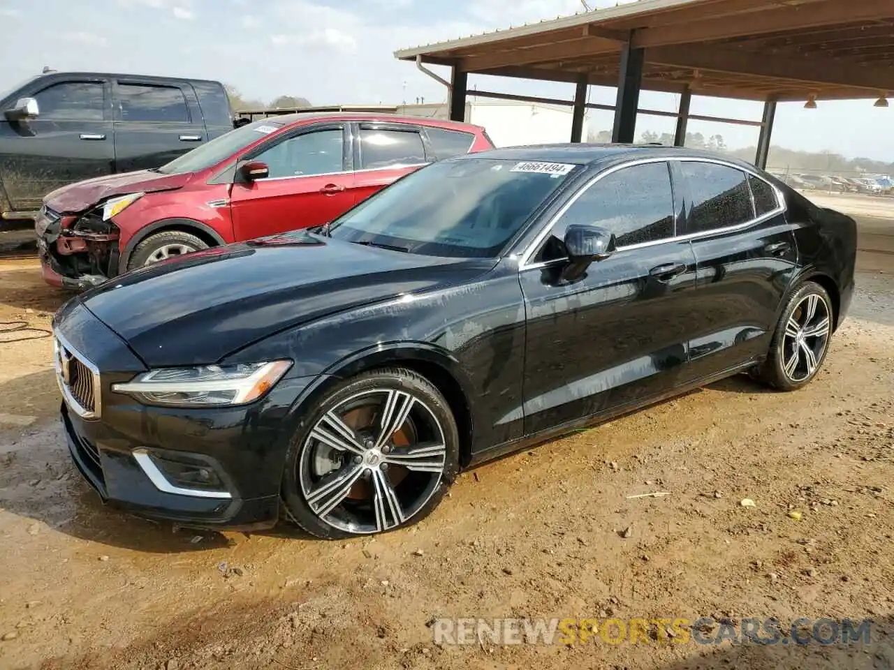 1 Photograph of a damaged car 7JRA22TL4KG002670 VOLVO S60 2019