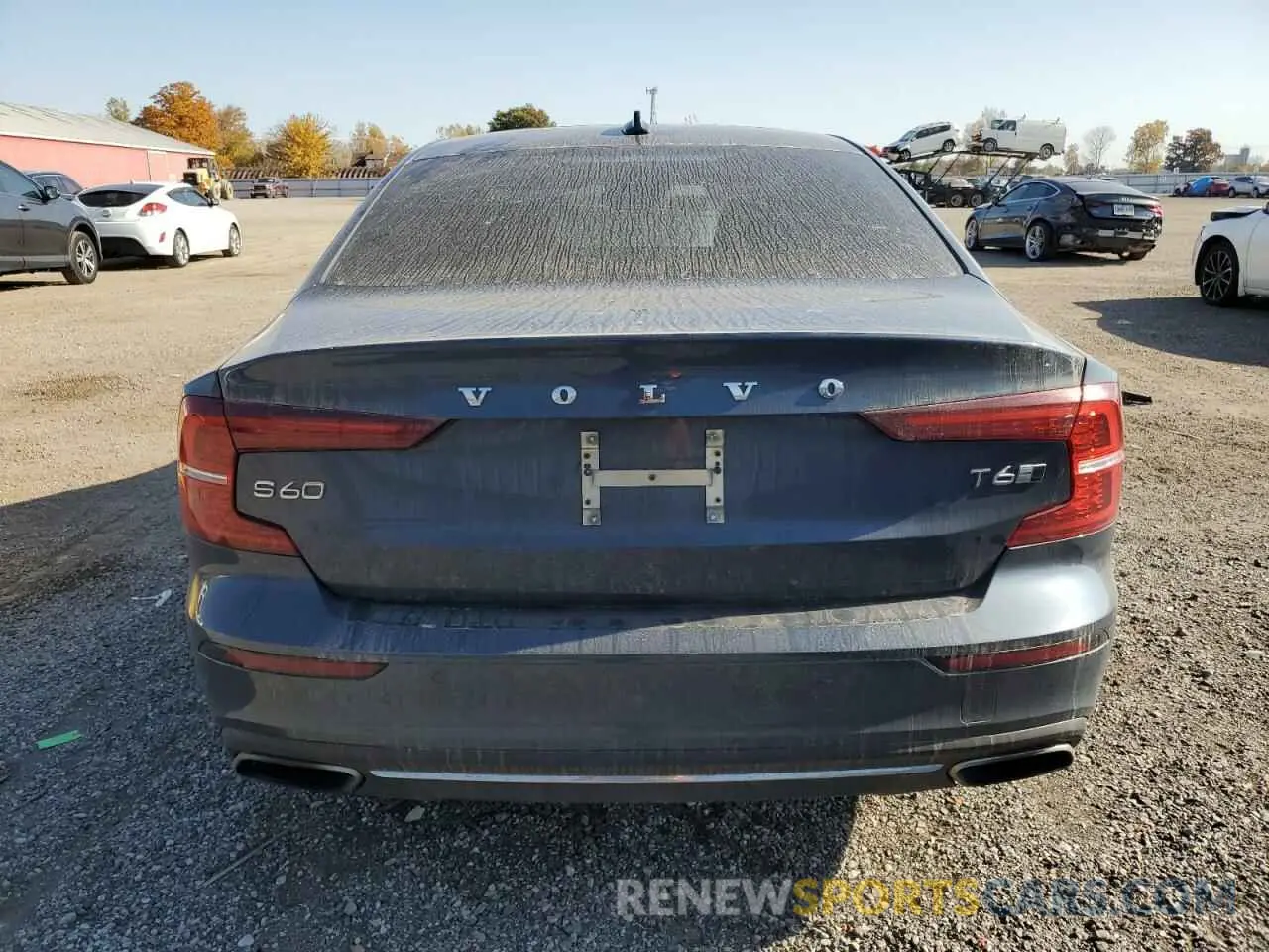 6 Photograph of a damaged car 7JRA22TL4KG004497 VOLVO S60 2019