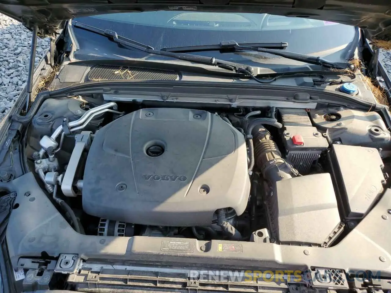 11 Photograph of a damaged car 7JRA22TL7KG006194 VOLVO S60 2019
