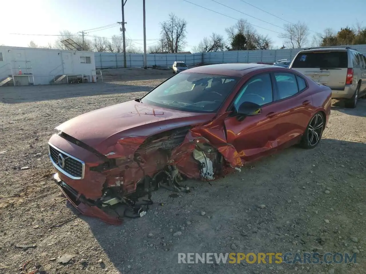 1 Photograph of a damaged car 7JRA22TM0KG001525 VOLVO S60 2019
