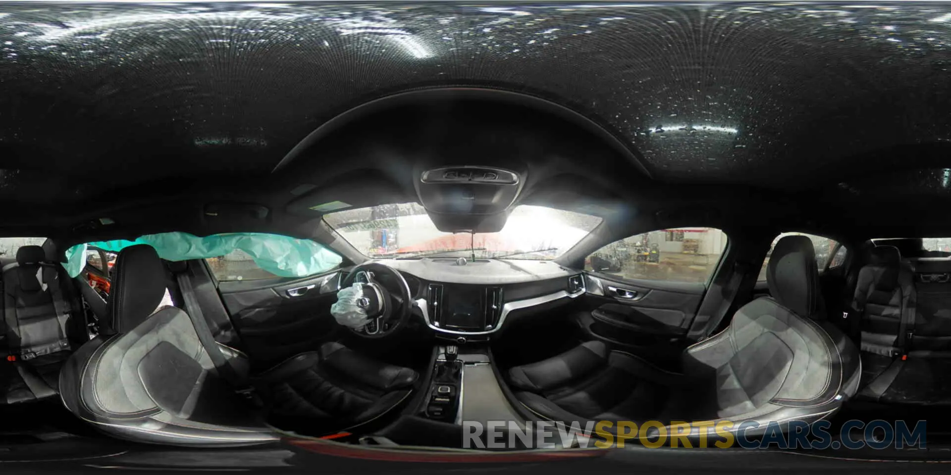 14 Photograph of a damaged car 7JRA22TM3KG007058 VOLVO S60 2019
