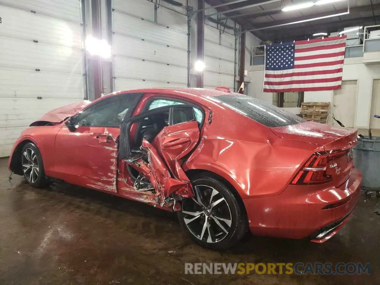 2 Photograph of a damaged car 7JRA22TM3KG007058 VOLVO S60 2019
